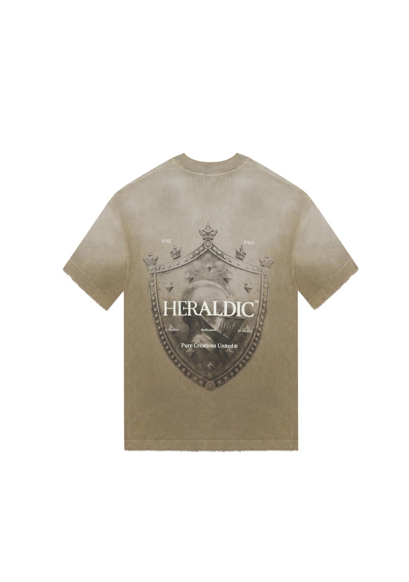 Heraldic brown shield T-shirt - imagen 1