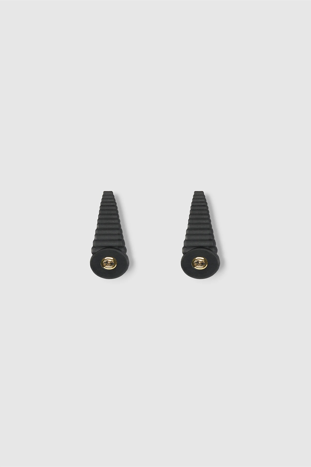 LIQUORICE - X EARRINGS - imagen 1
