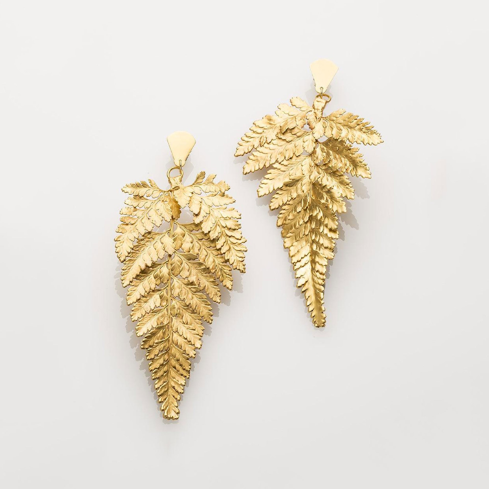 ARETES HELECHO - imagen 1