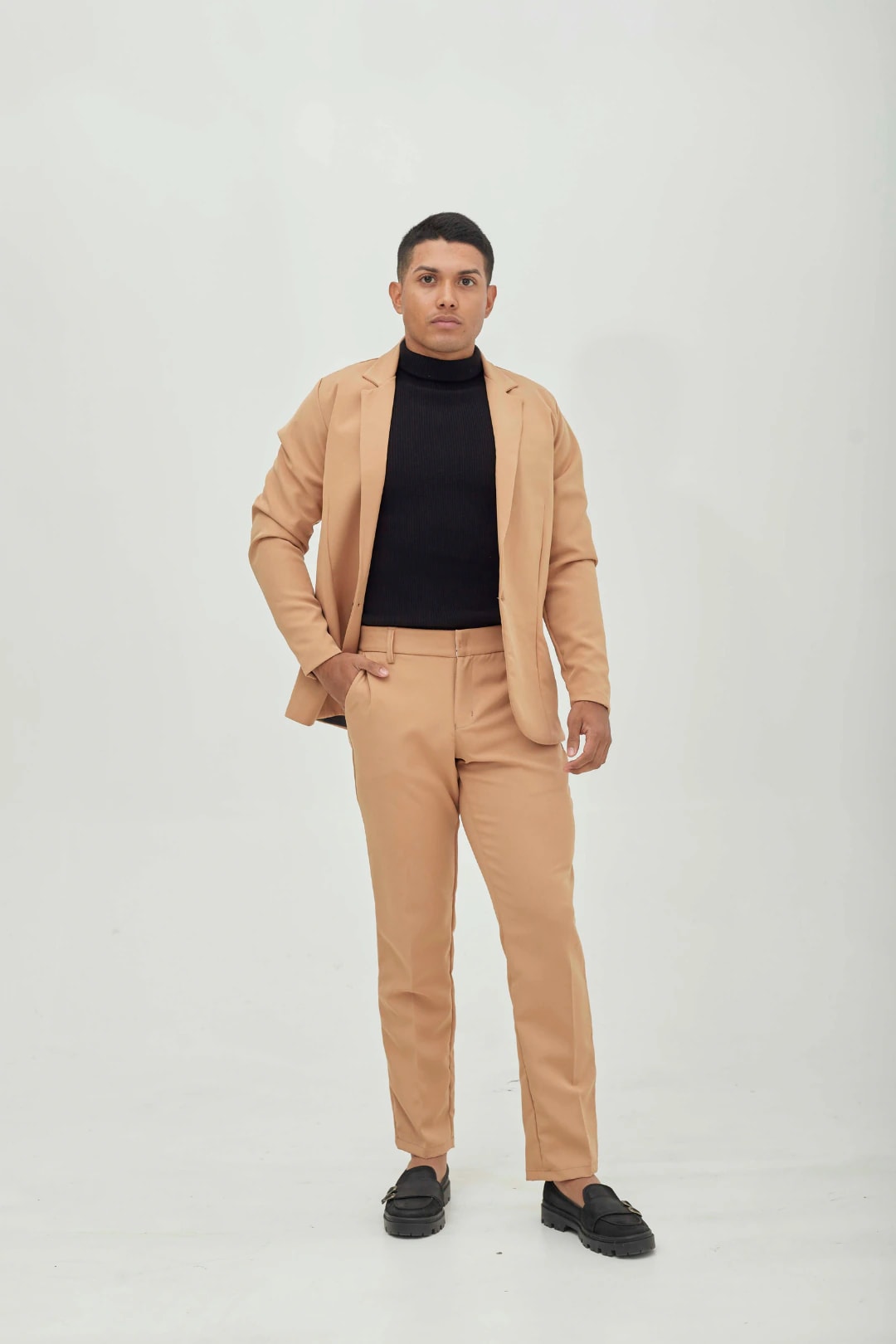 Traje Clásico Beige - imagen 1