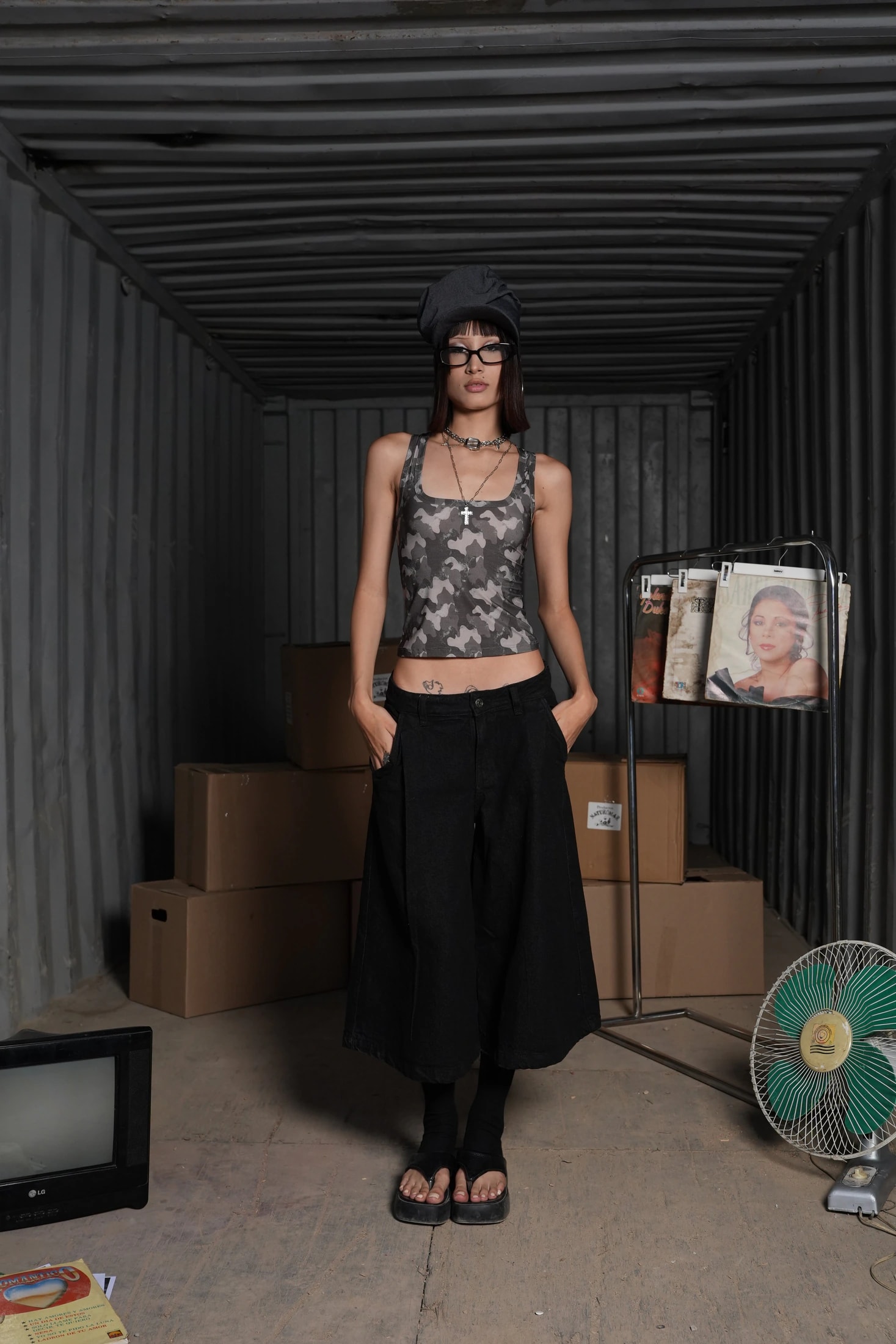 TAILORED JORTS NEGRO - imagen 1