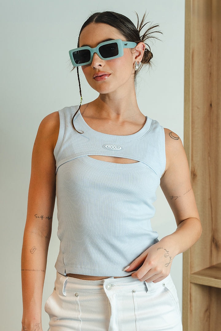 BLUSA DE CORTES EN RIB - imagen 1