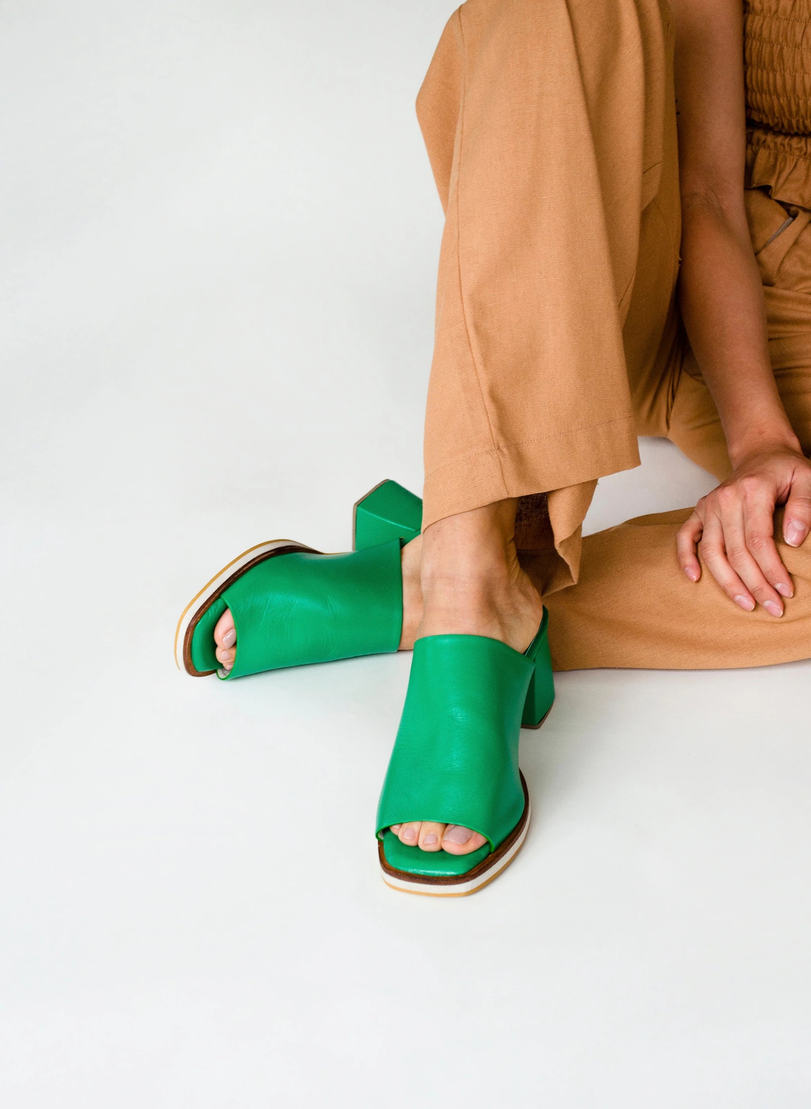 Libra Mule Sandals - Kelly / Emerald Green - imagen 1