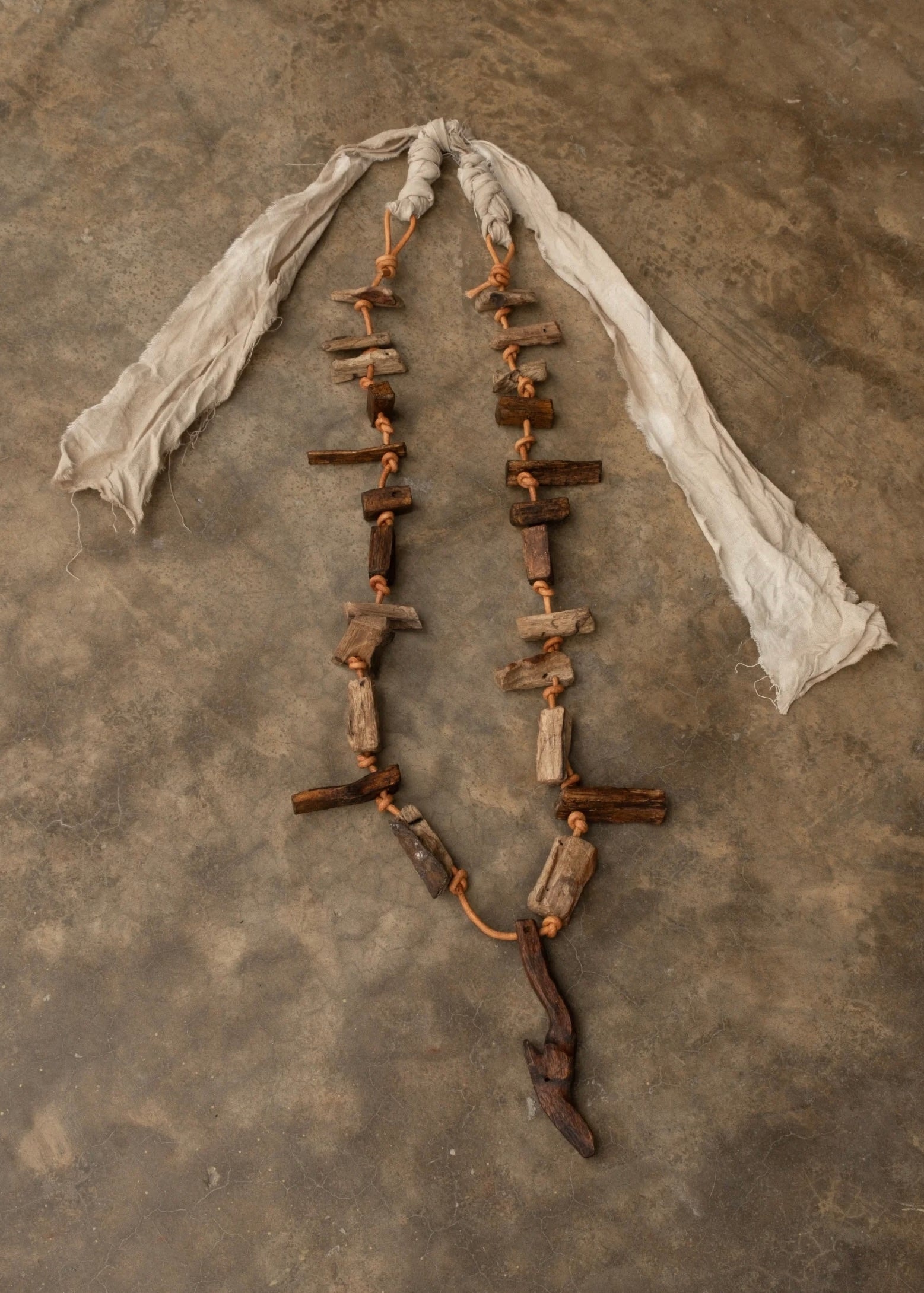 Collar Fragmento Ancestral - imagen 1