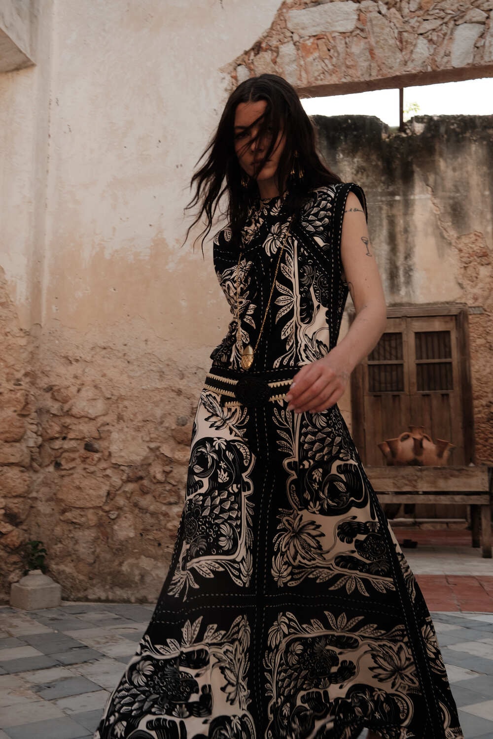 Old School Jaguar Dress - imagen 1