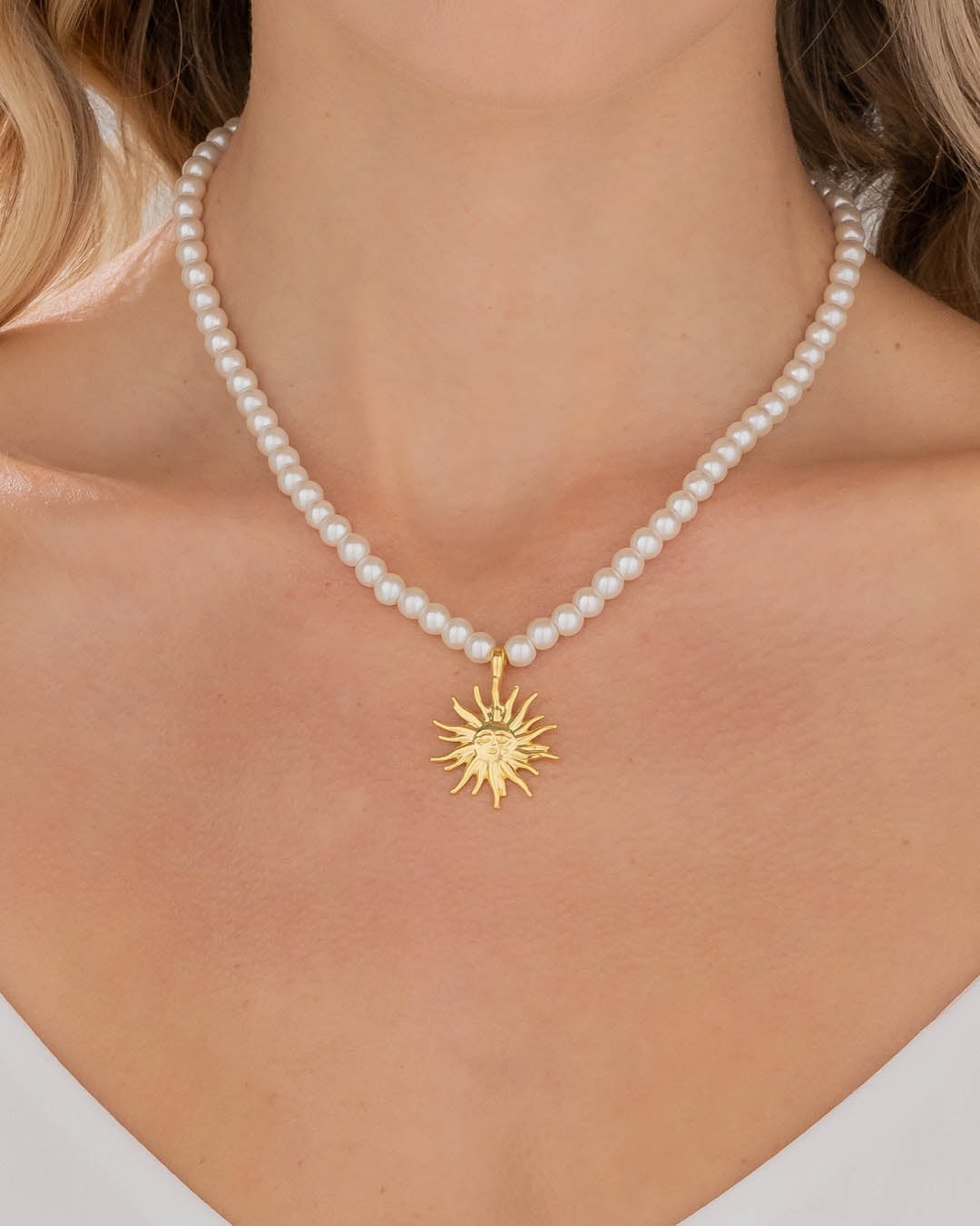 Collar Sol y Perlas - imagen 1