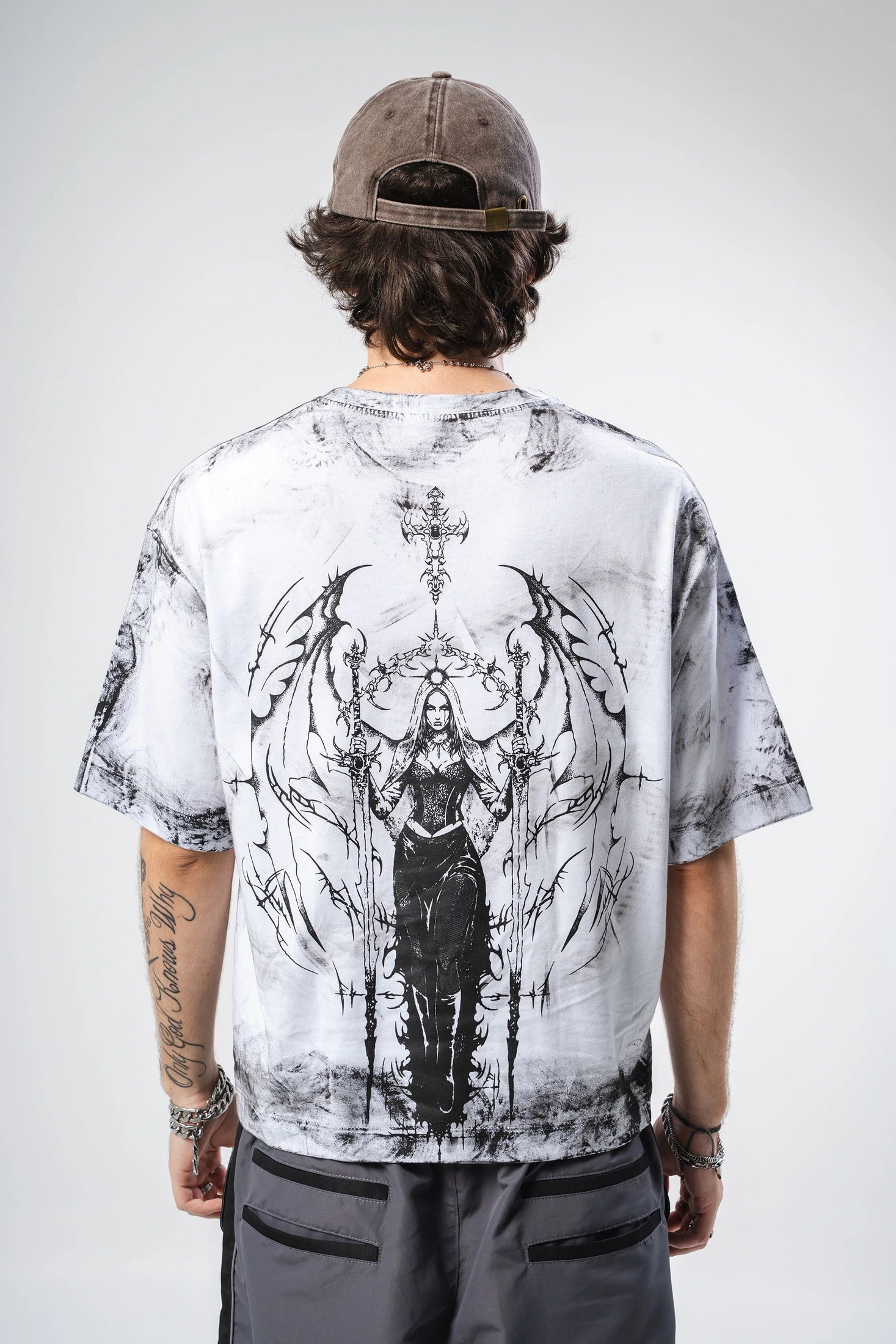 Camiseta Distressed Divina Mortem - imagen 1