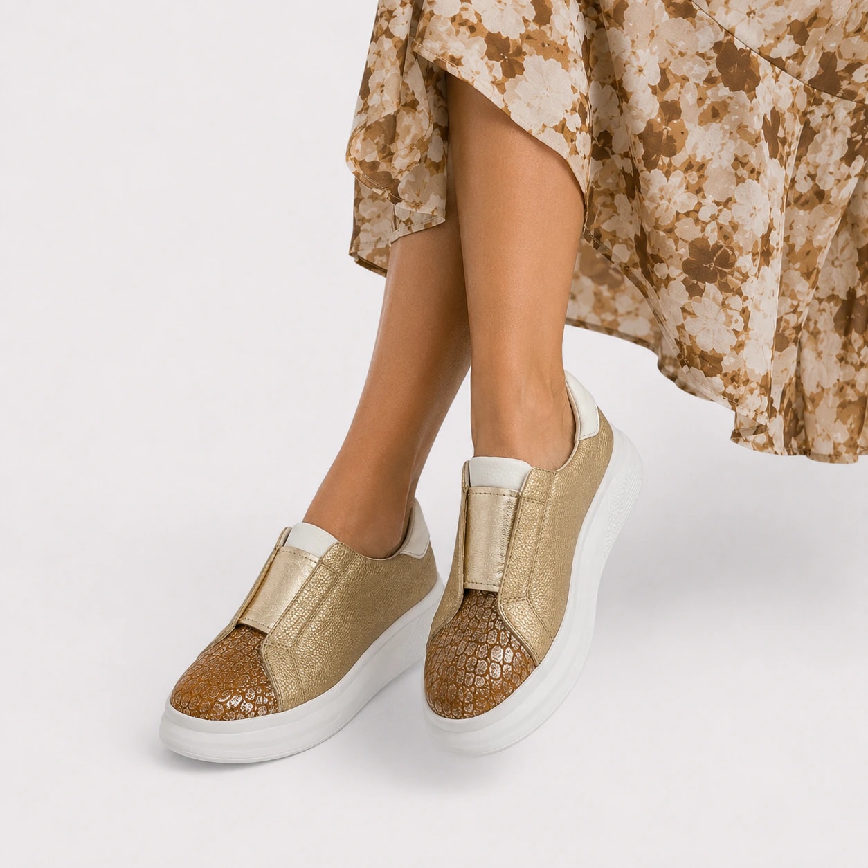 ZARA DORADO - imagen 1