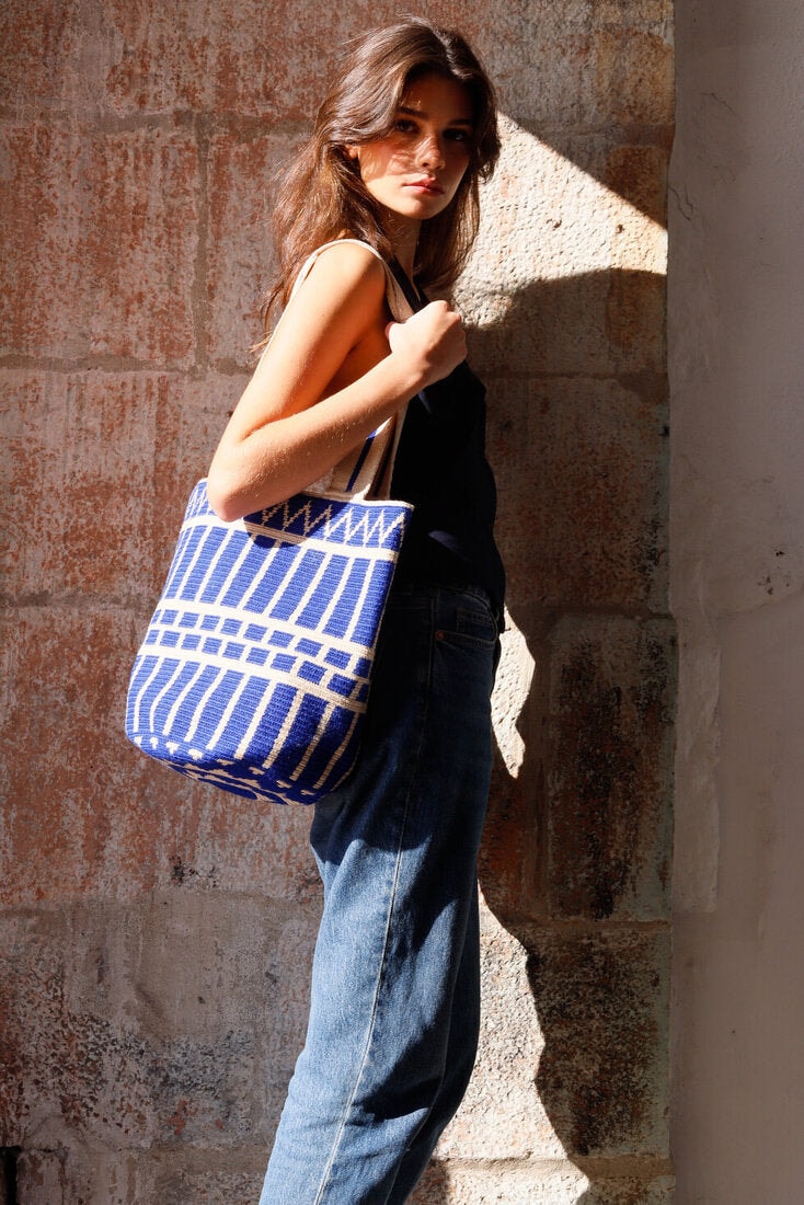 Lagos A Large Bucket Bag - imagen 1