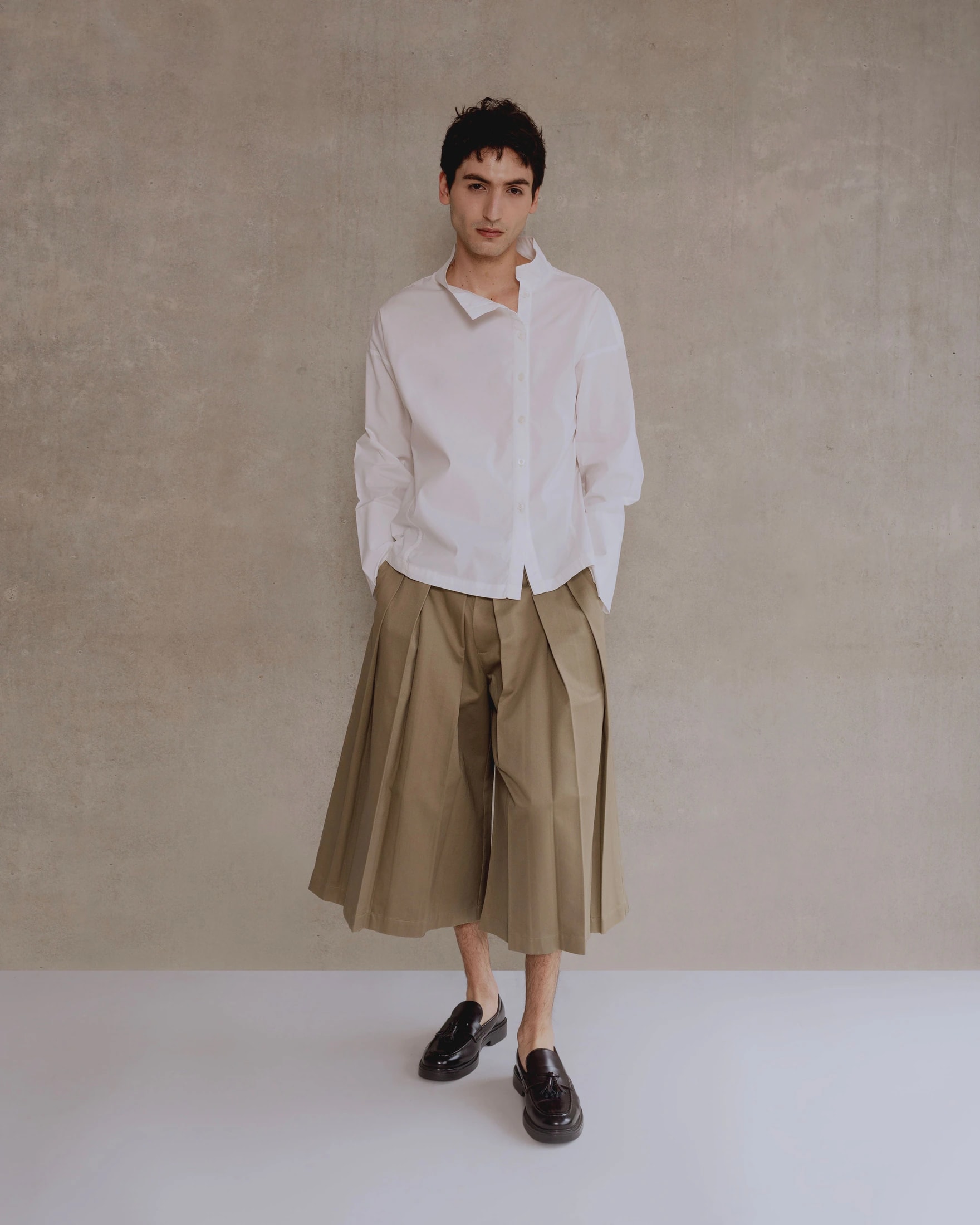 Asymmetric White Shirt - imagen 1