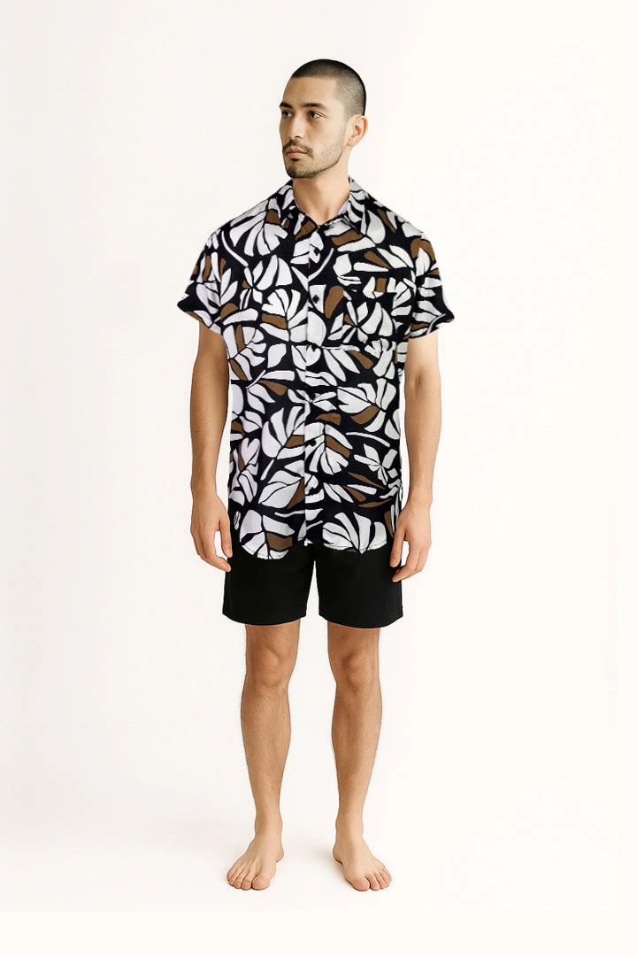 Camisa negra hojas - imagen 1
