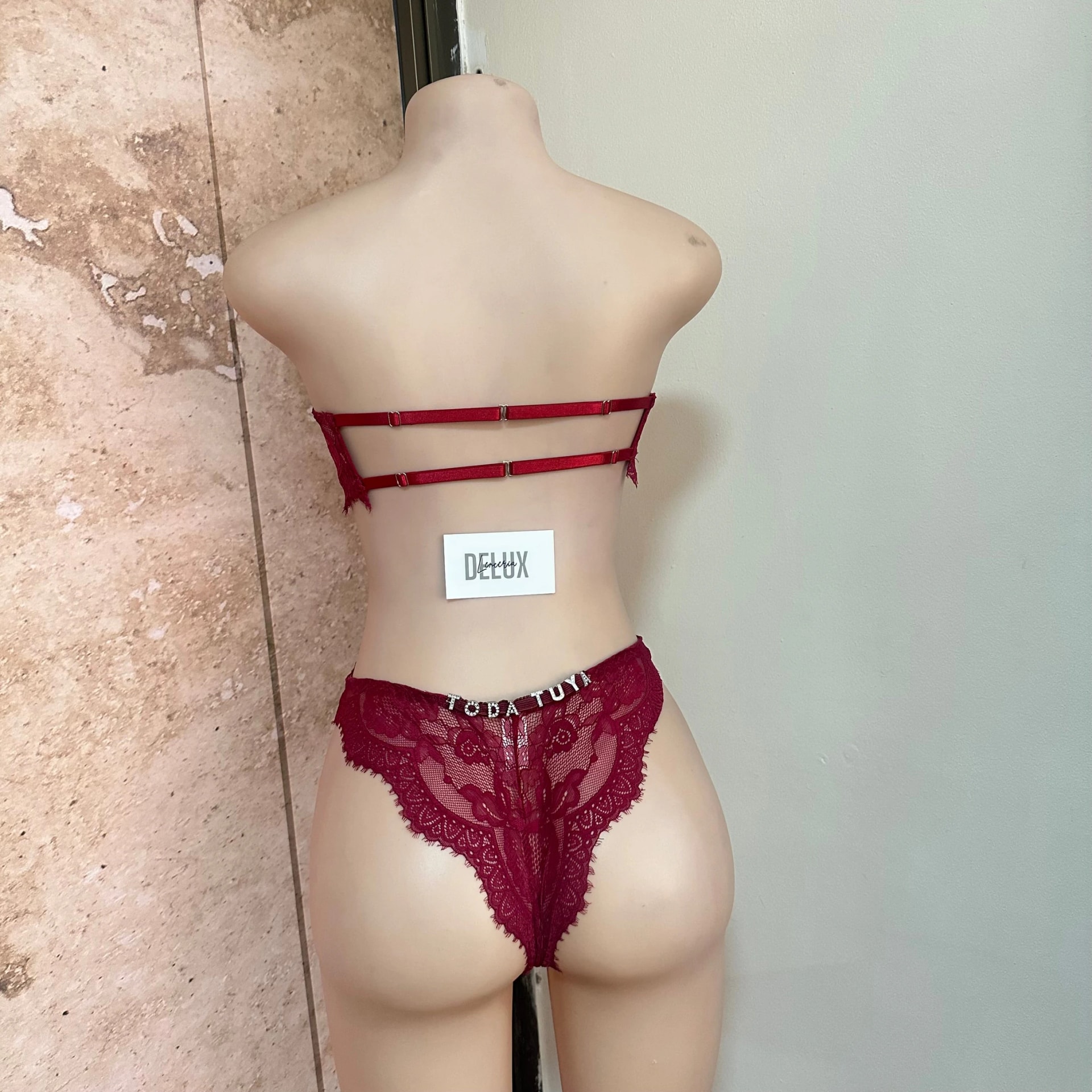 Conjunto Guinda desde - imagen 1