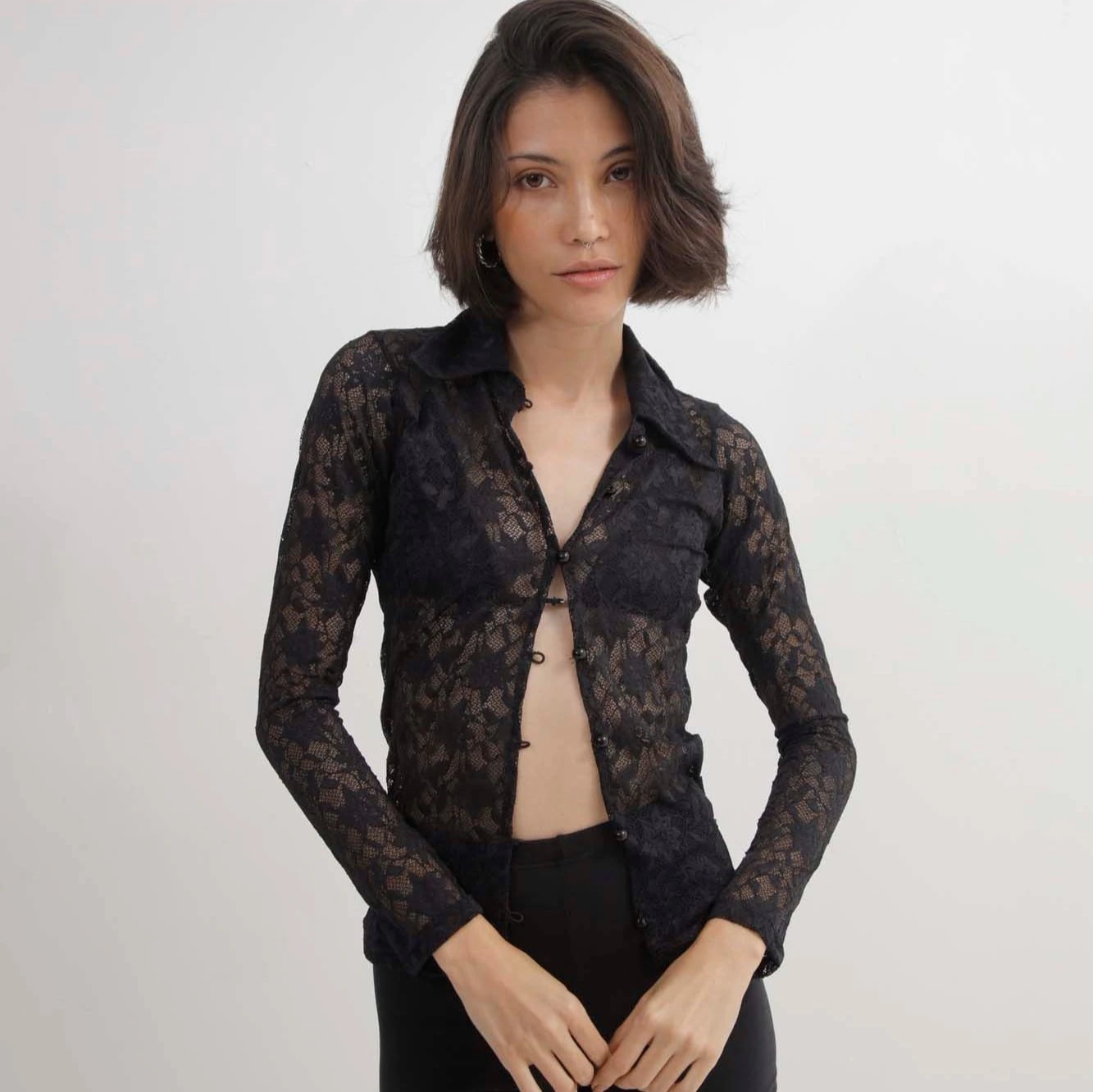 SYLVANNA BLACK LACE - imagen 1