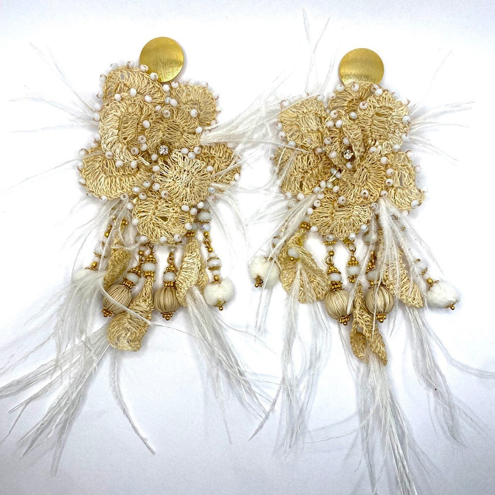 Dangling Feathers White Earrings - imagen 1