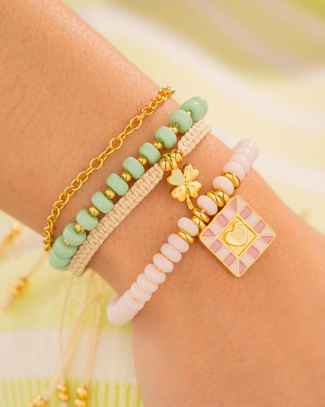 Set X4 Pulseras Suerte En El Juego - imagen 1