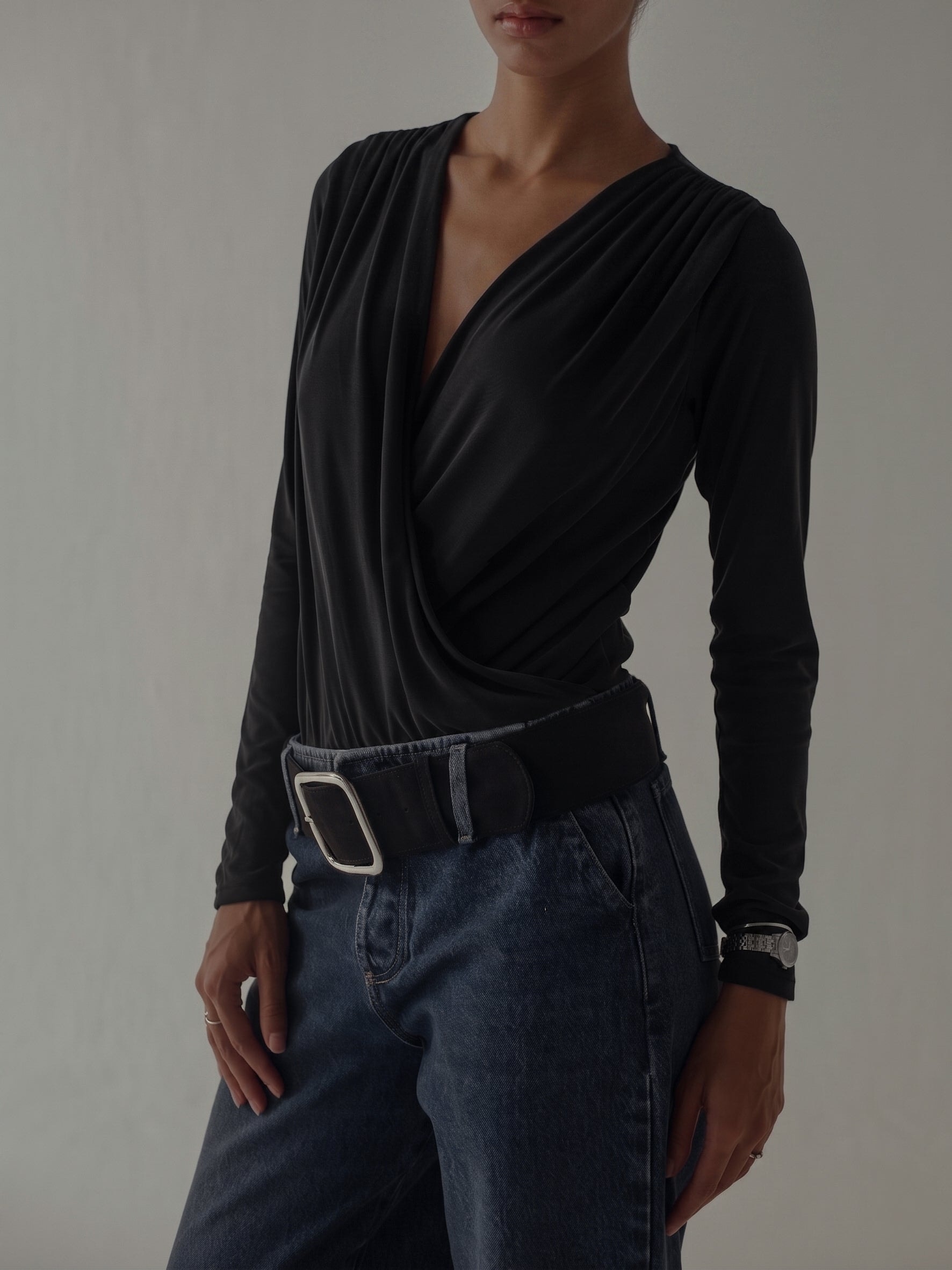 LONG SLEEVE FLOWY BODY - BLACK - imagen 1