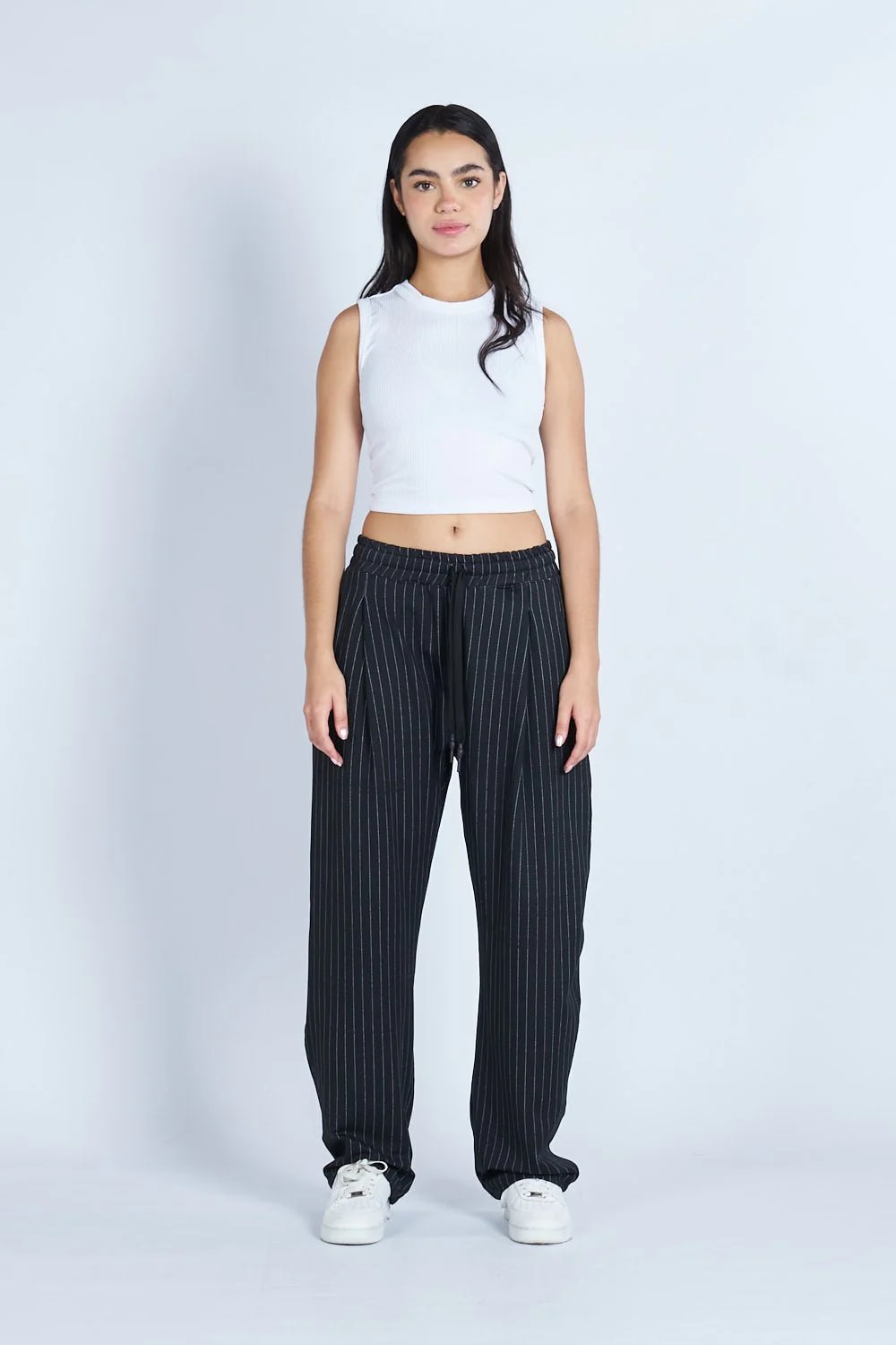 Pantalón jogger balloon raya tiza con prenses Negro - imagen 1