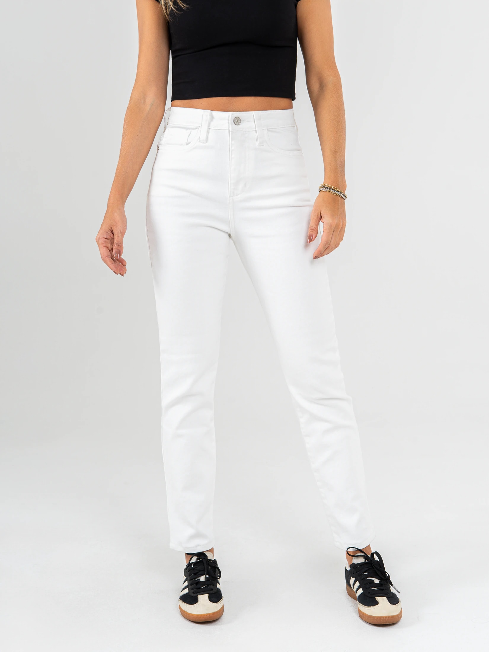 Ref: 0620613 Pantalón mom fit stretch, tiro alto, tono ivory, cintura ajustada - imagen 1