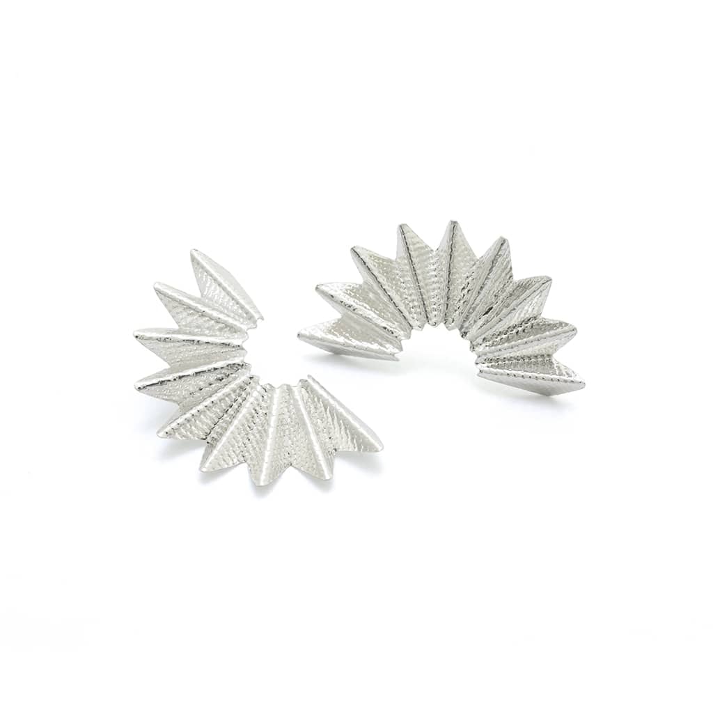 ARETES ABANICOS MEDIA LUNA PEQUEÑOS - imagen 1