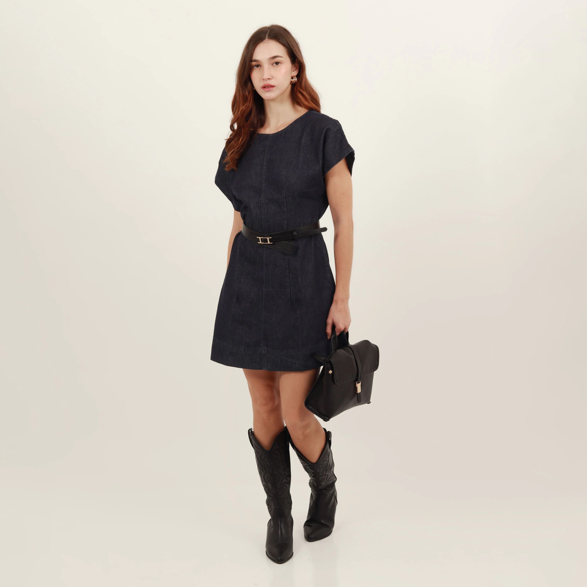 Vestido corto escote redondo en denim - imagen 1