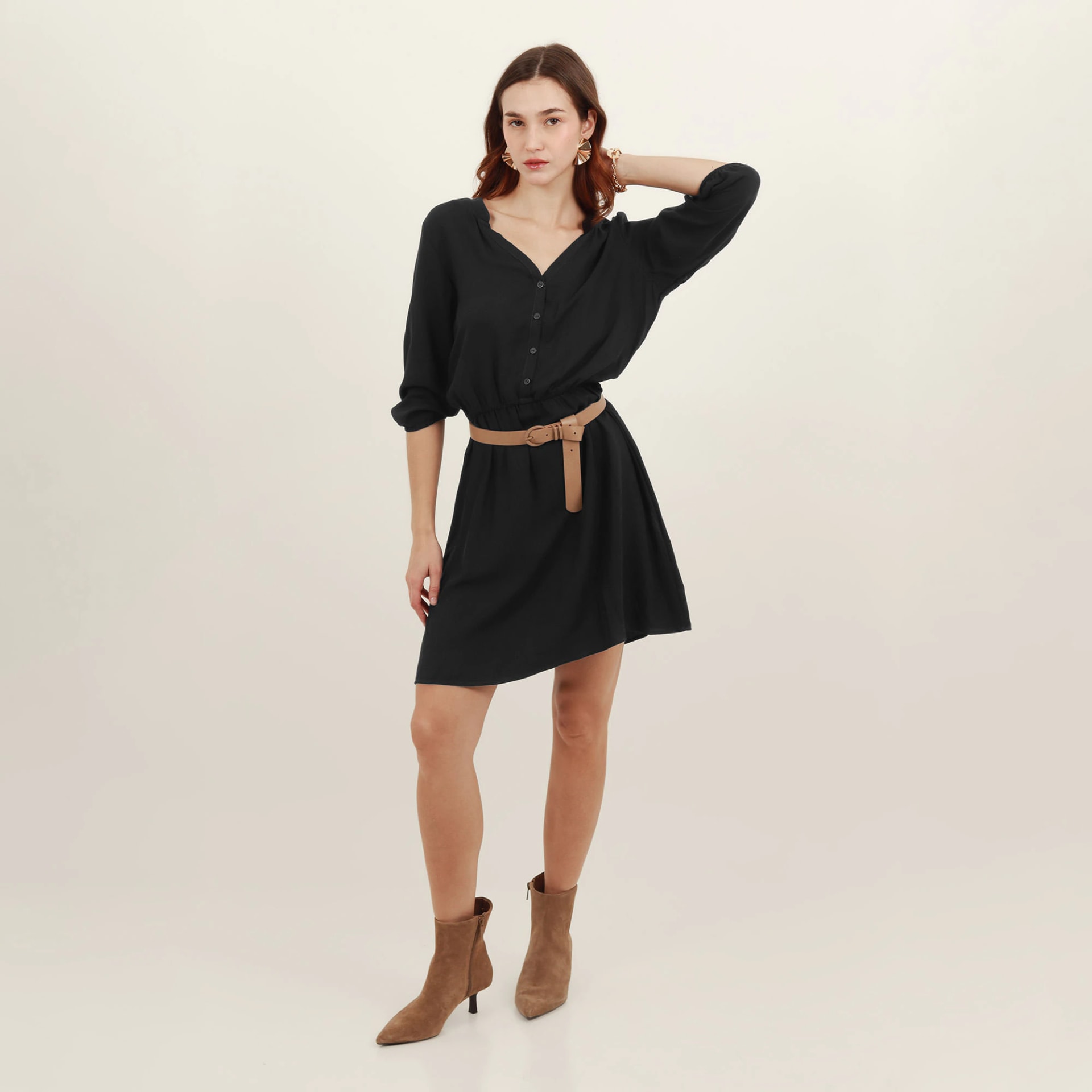 Vestido safary midi cuello nerú con ajuste en cintura - imagen 1