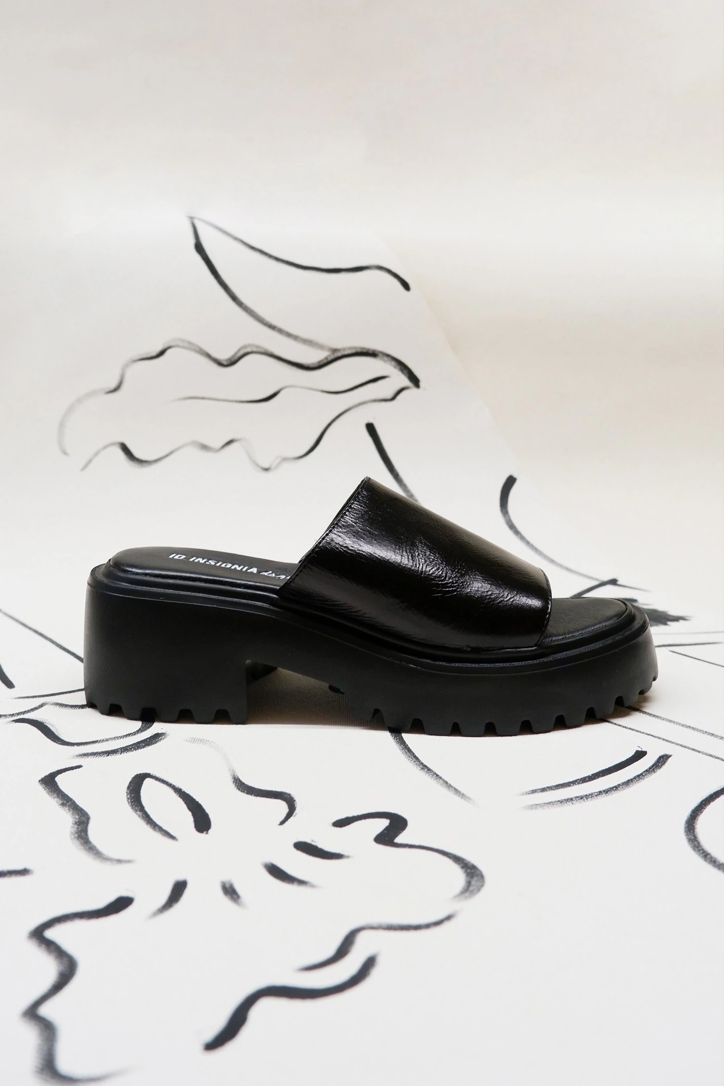 Tokio 90s Sandal - Negro - imagen 1