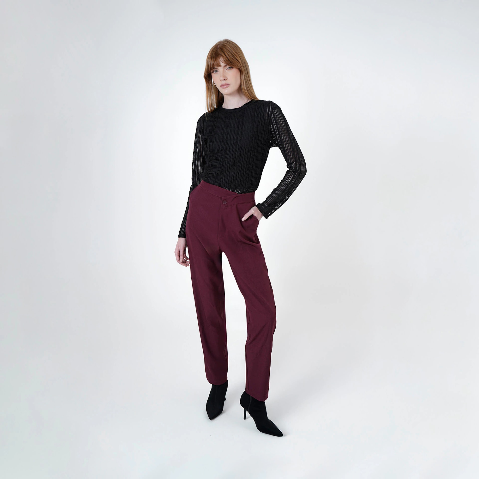 Pantalón clásico bota recta asimétrico - imagen 1