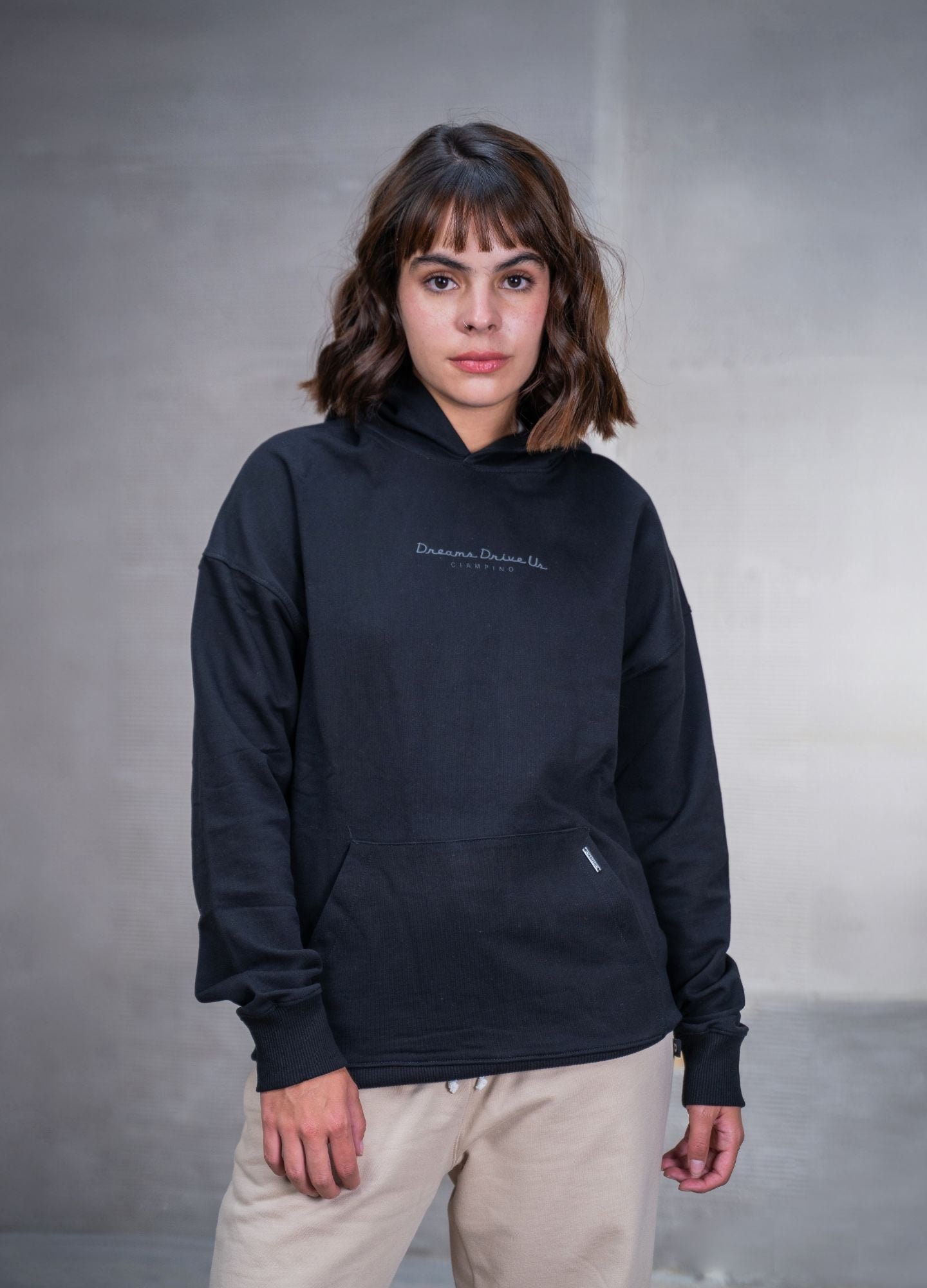 Hoodie Dreams - Negro (N) - imagen 1