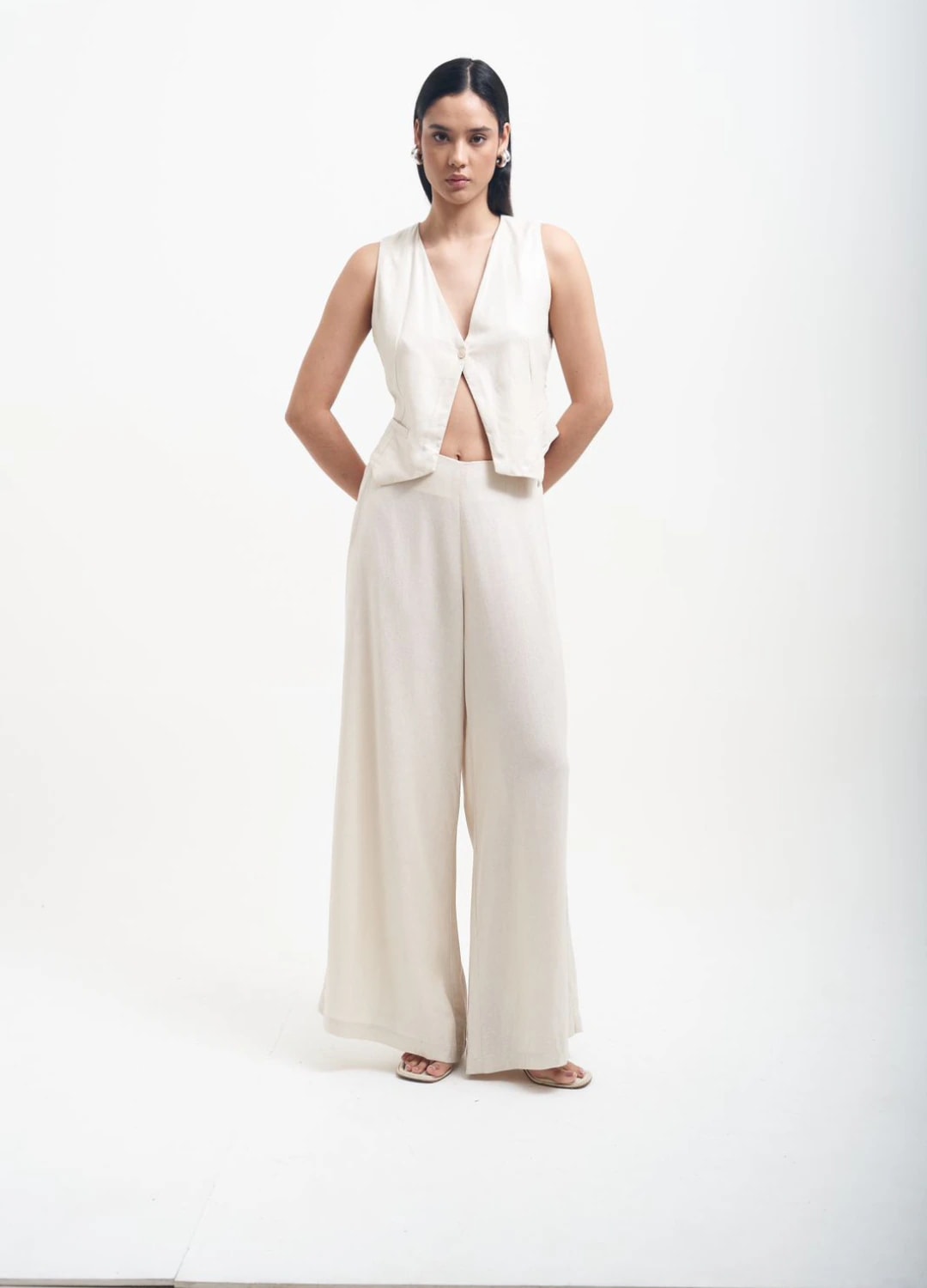 Chaleco Julia Dorado - imagen 1