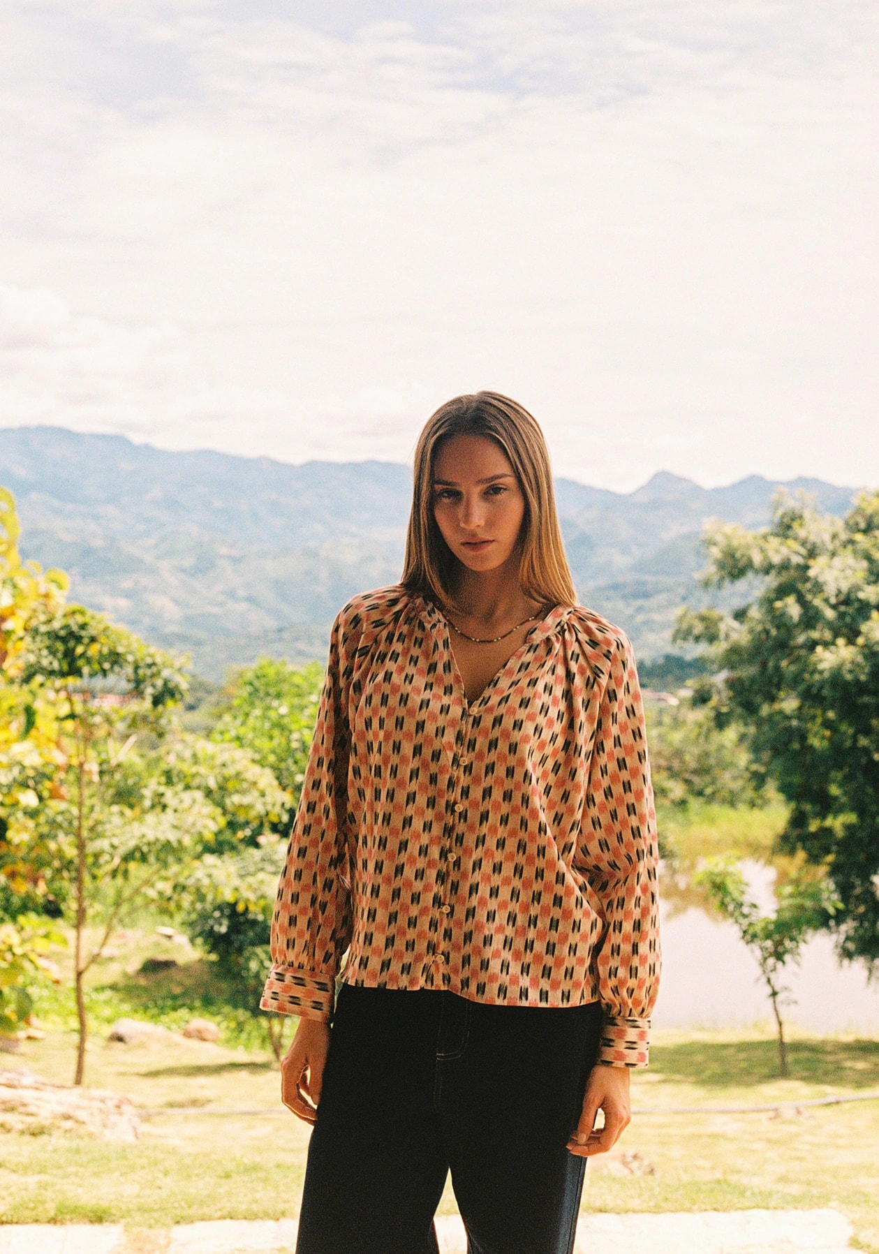 Blusa M Leticia Estampado Rosado - imagen 1