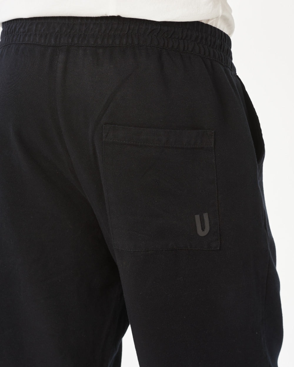 BLACK STATIONARY SHORTS - imagen 1
