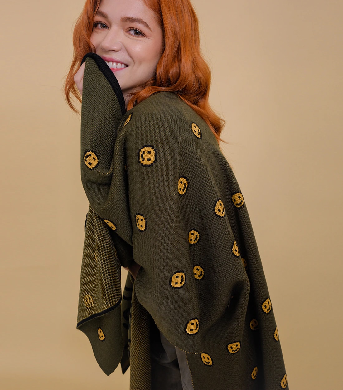 Poncho Alegria Oliva - imagen 1