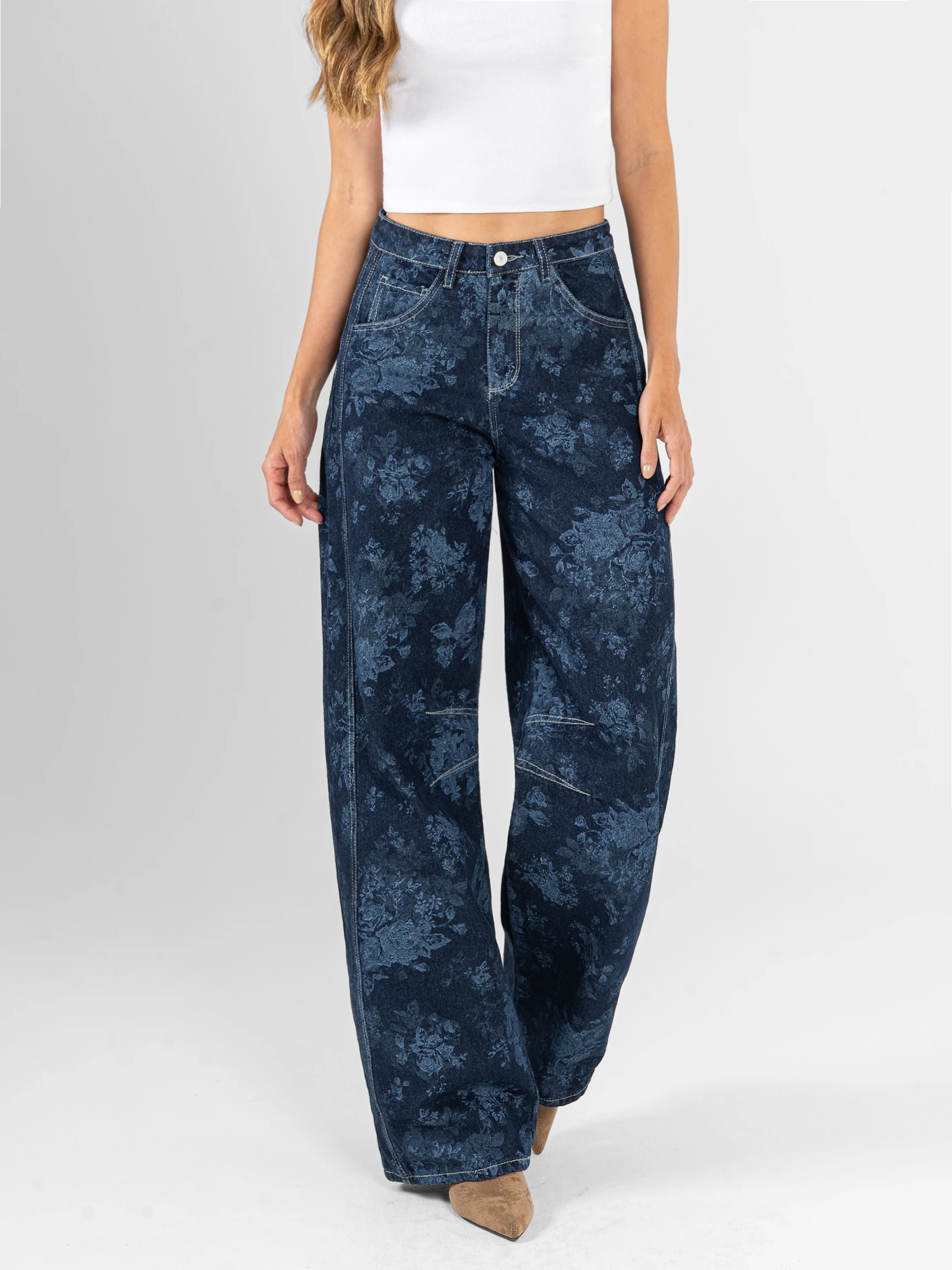 Ref: 066478 Jean wide leg, rígido, tiro alto, detalle de tela estampada, con cortes, tono azul oscuro - imagen 1