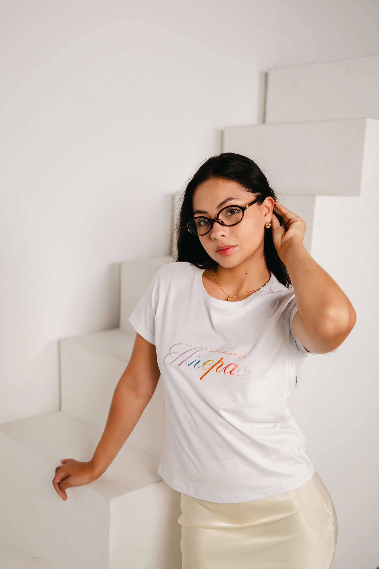Life Is Better With Arepas Oversized Tee - imagen 1
