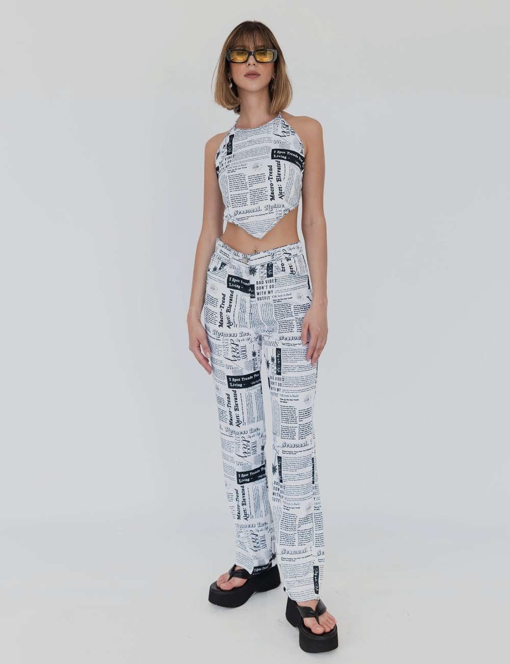 Howdy Pants In Newspaper - imagen 1