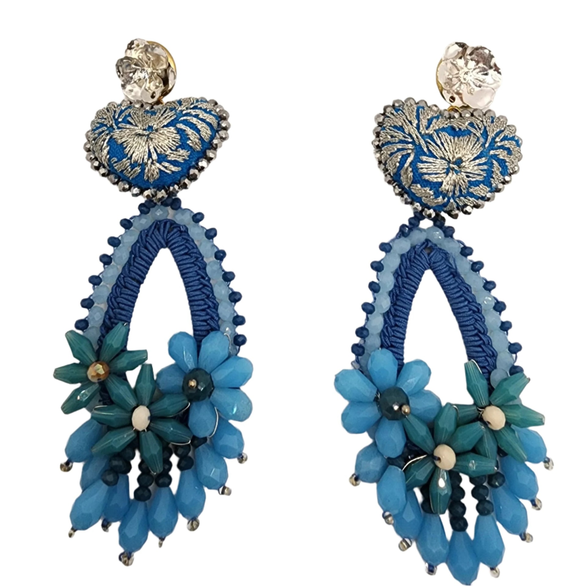 Blue with Flowers and Hearts - imagen 1