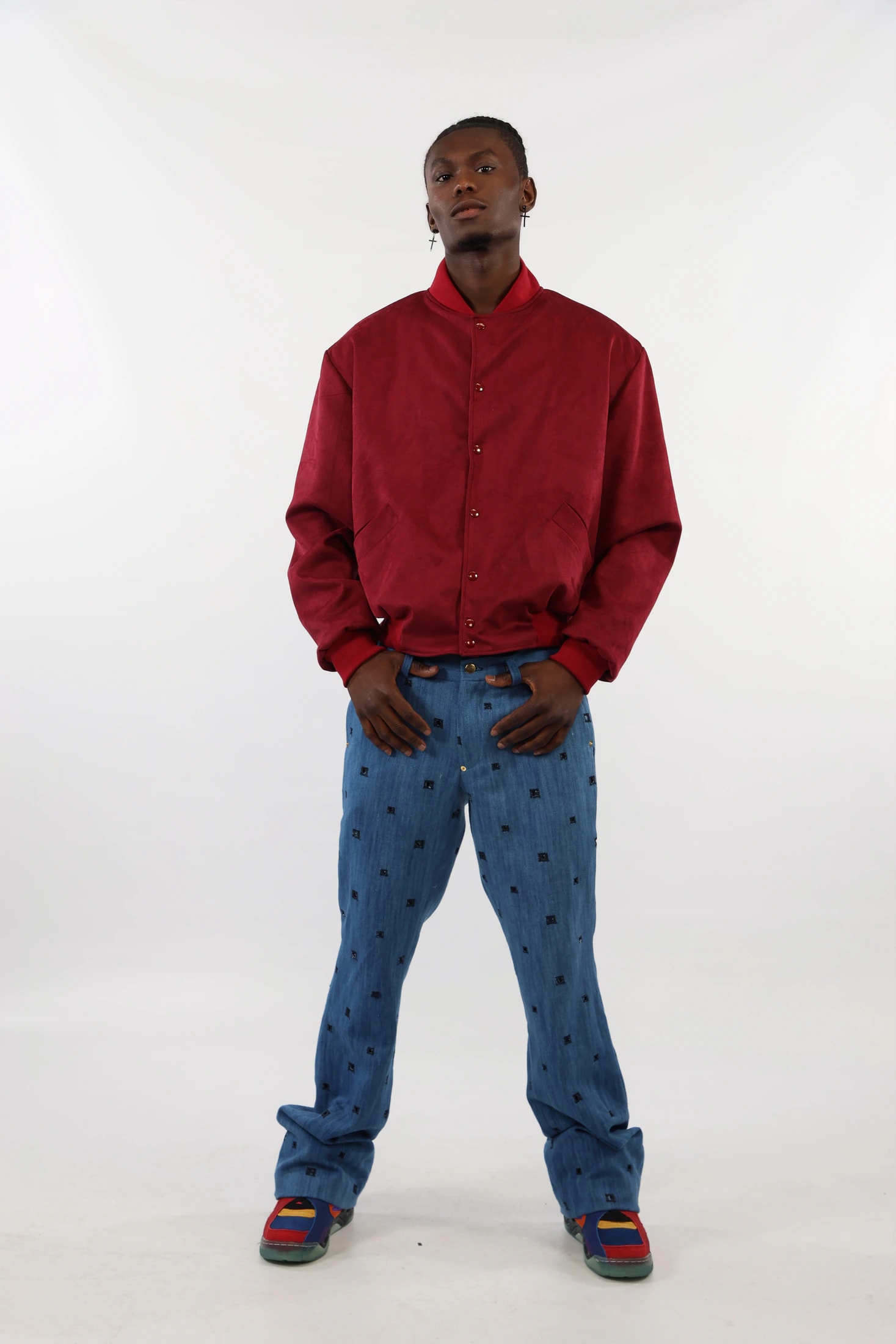 Ultrasuede bomber and Embroidered jeans - imagen 1