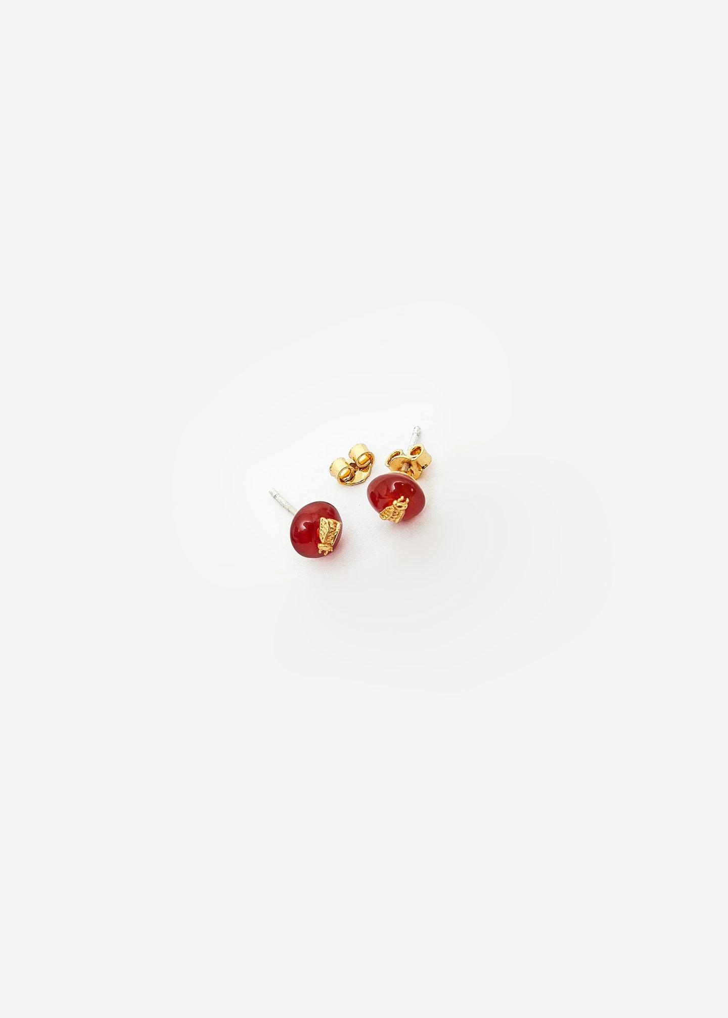Fiery Bee Stud - imagen 1