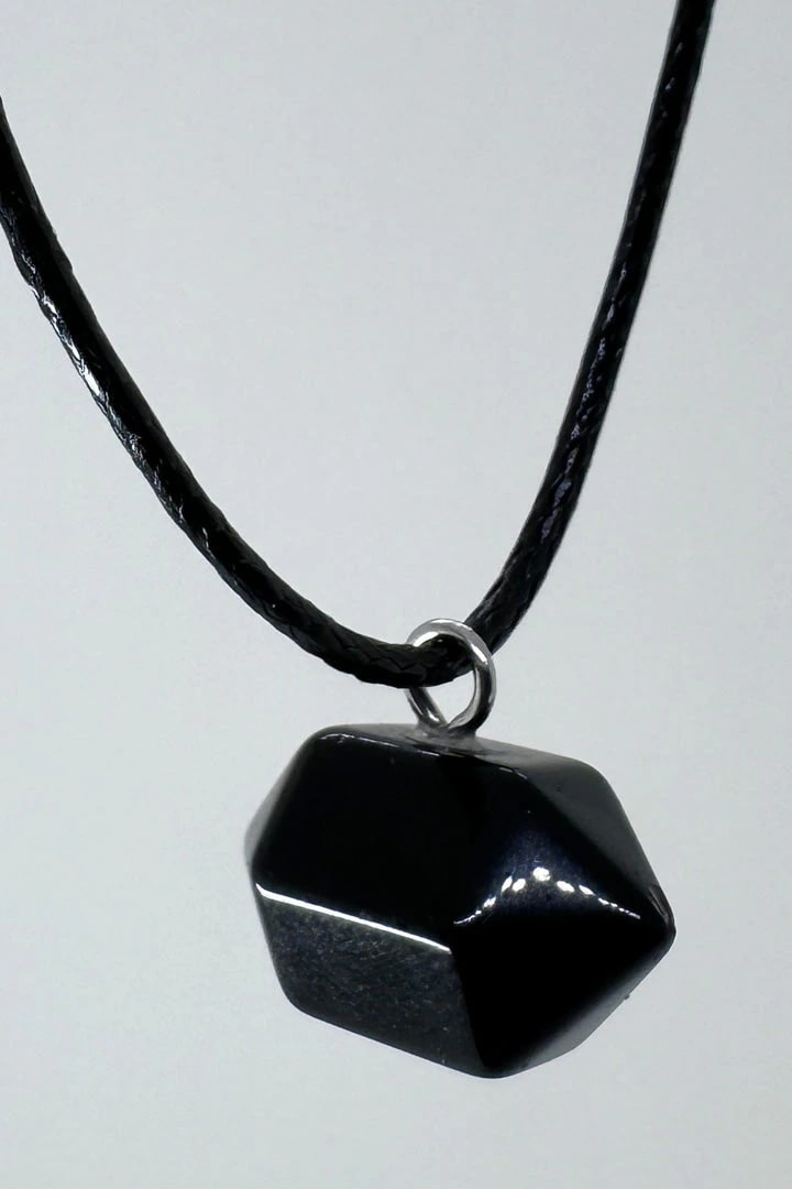 Collar cuerda ónix hexágono - imagen 1