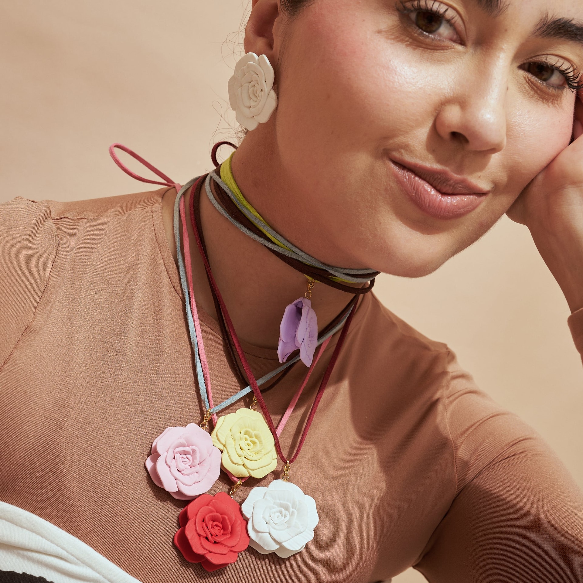 Collar Rose - imagen 1