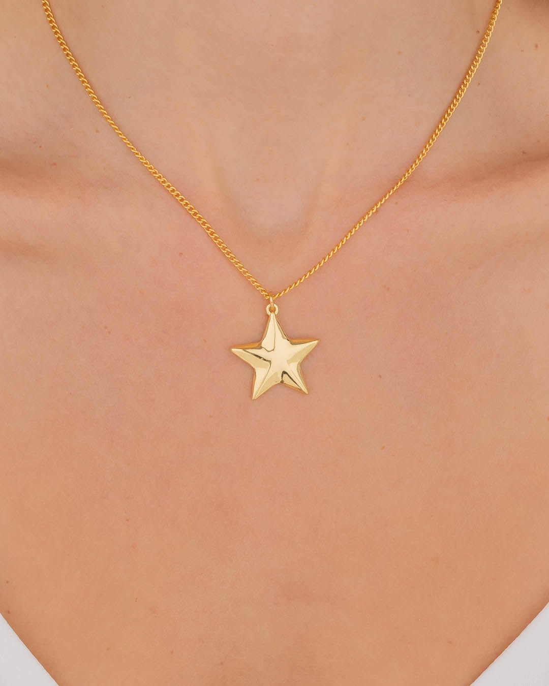 Collar Estrella Lisa Oro - imagen 1