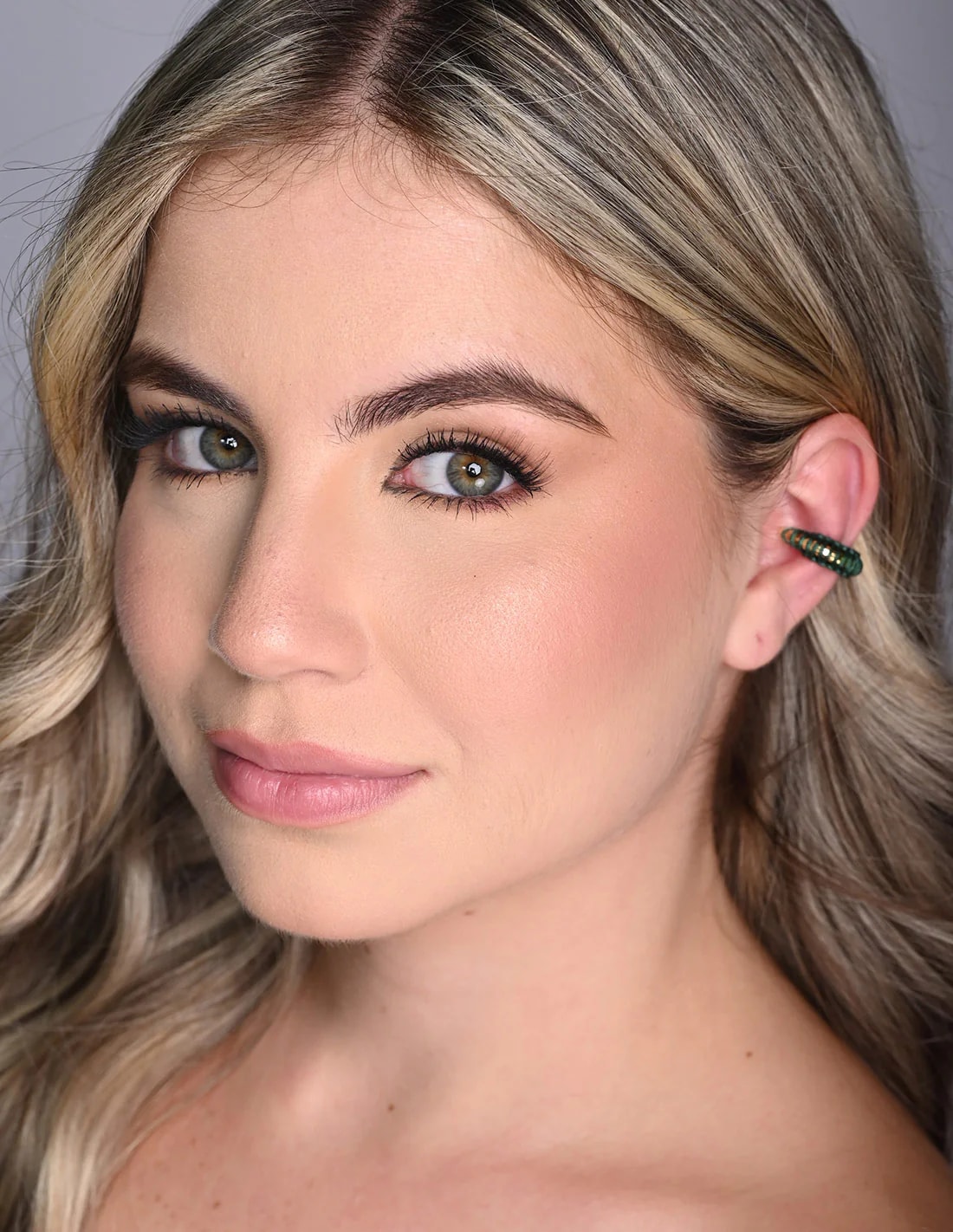 Ear Cuff Luna Llena Verde - imagen 1