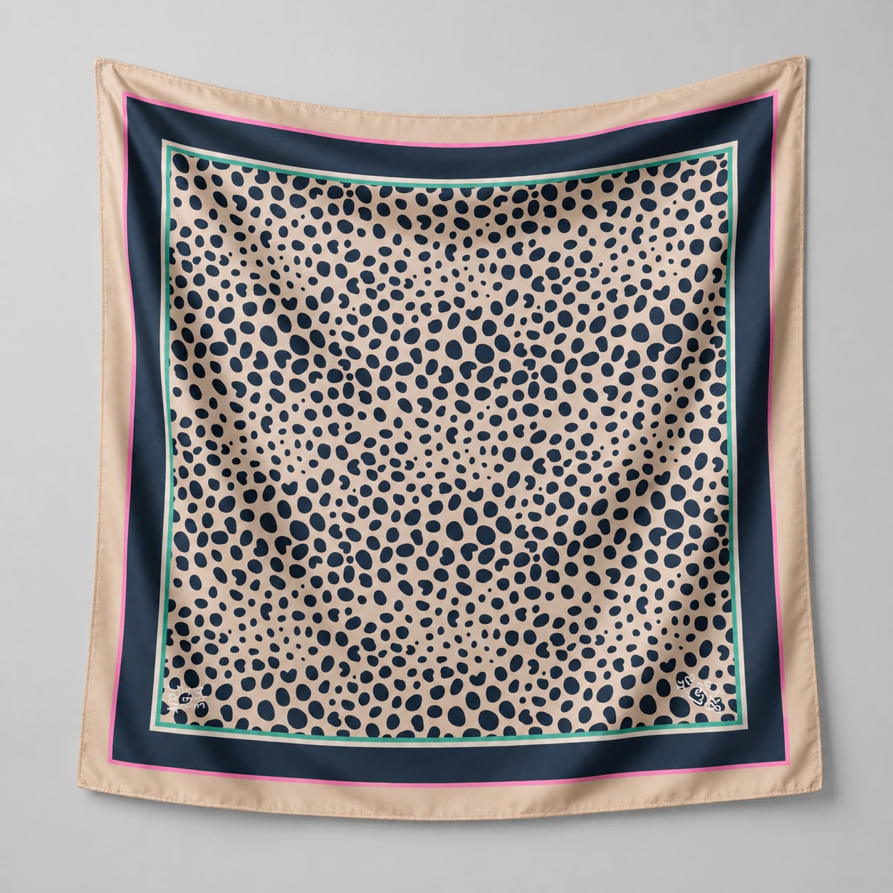Pañoleta Animal Print - imagen 1
