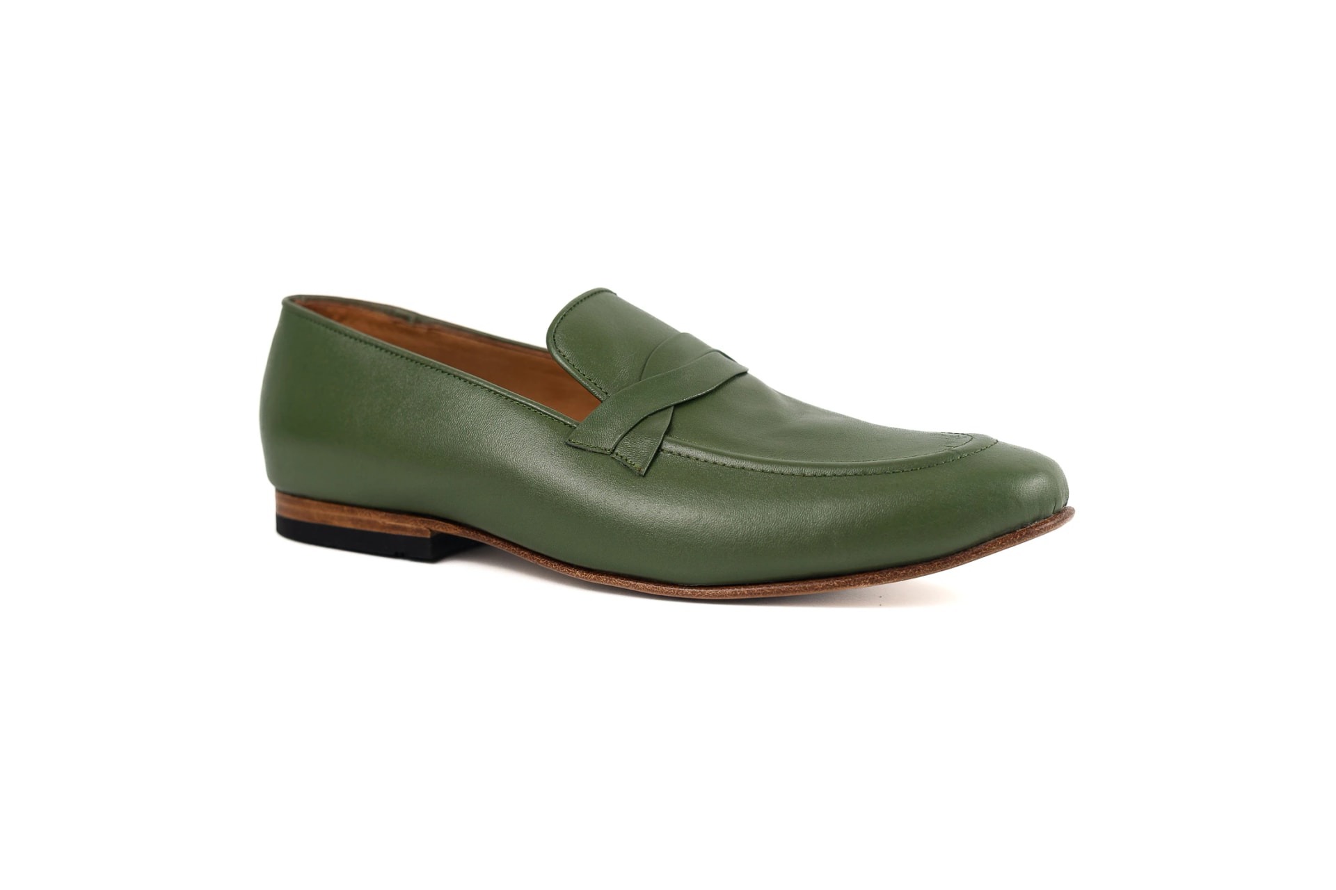LOAFERS EN CUERO verde con antifaz trenzado - imagen 1