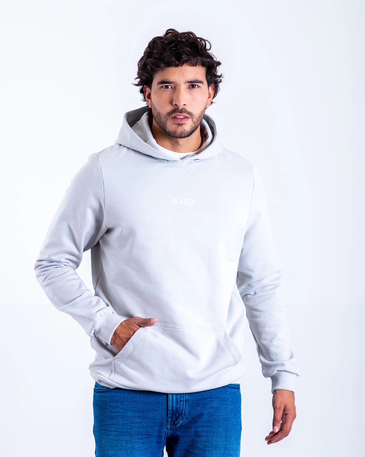 Buzo gris estampado espalda para hombre - imagen 1
