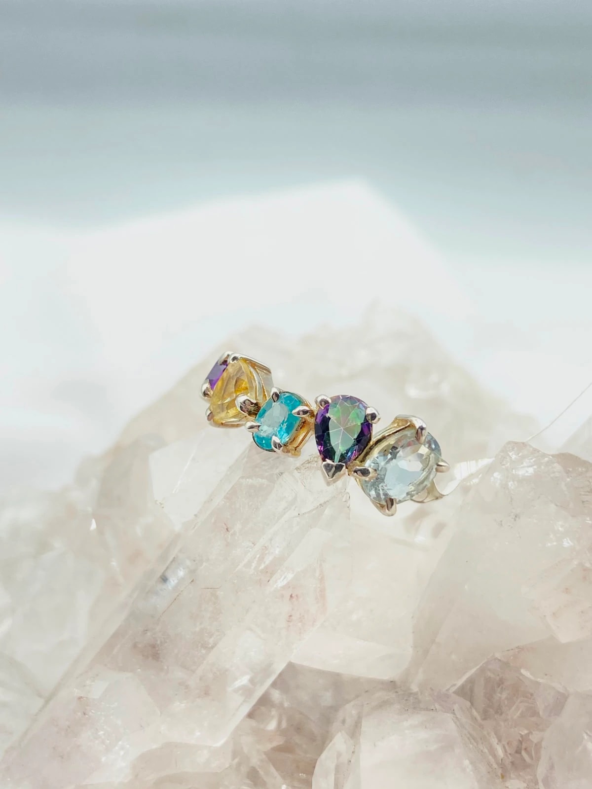 Anillo colección llénate de color Amatista, Citrino, Topacio Místico, Cuarzo transparente Apatita - imagen 1