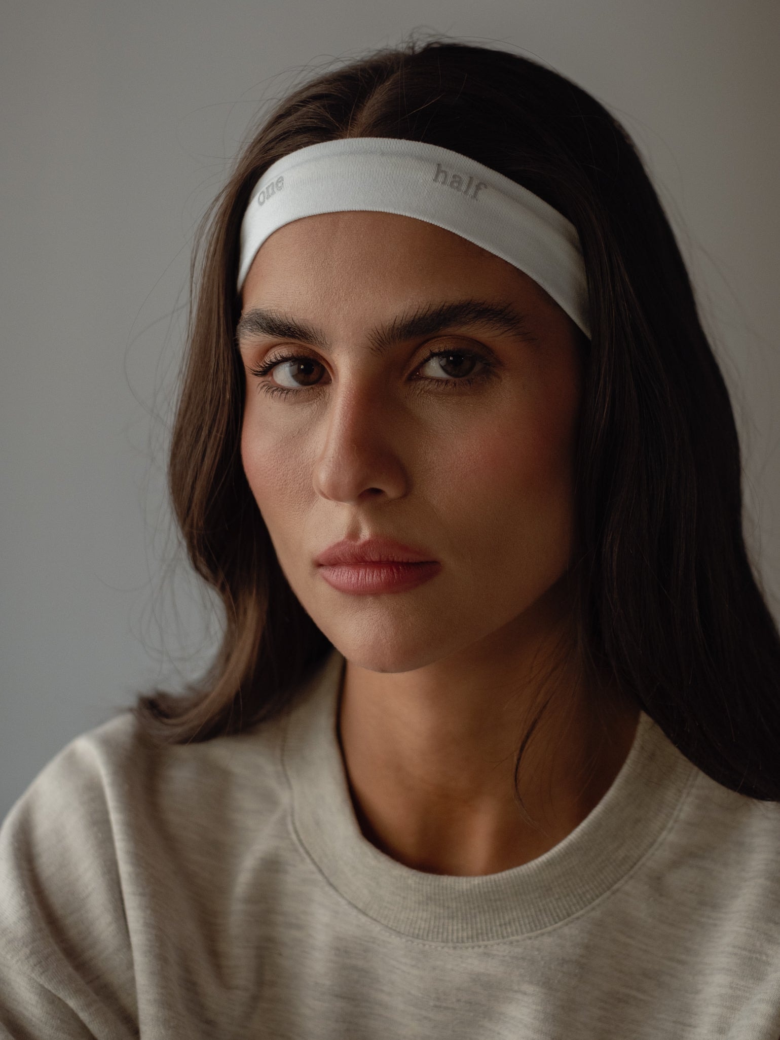 SLIM HEADBAND - SOFT WHITE - imagen 1