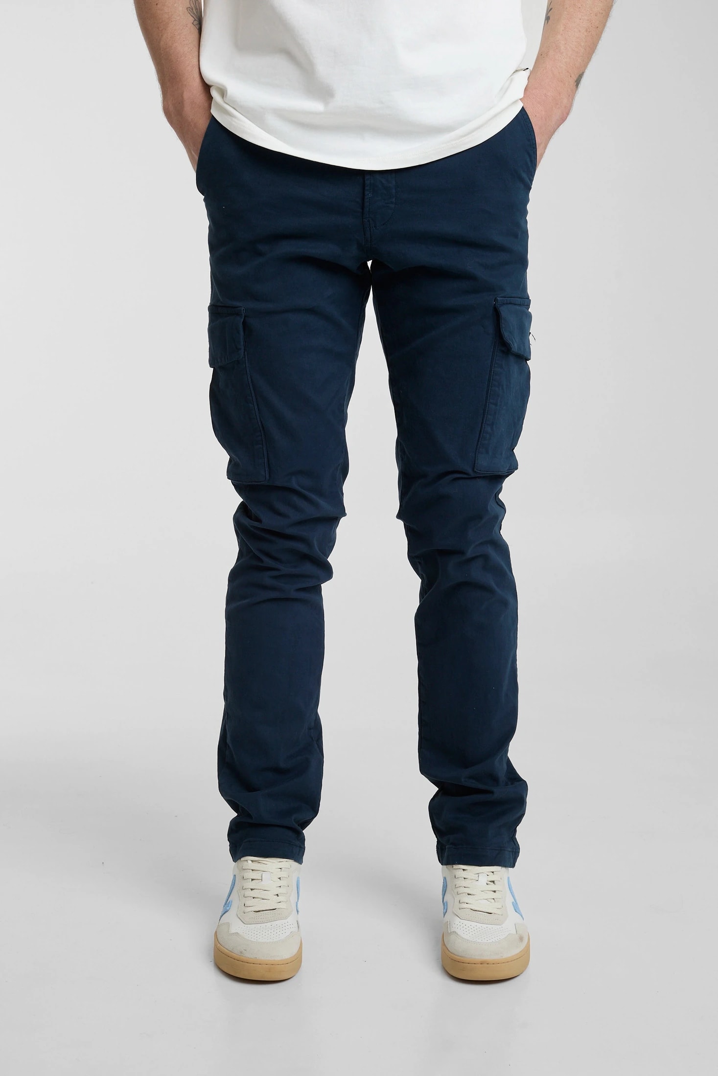Pantalón Cargo Vallarte Azul Oscuro - imagen 1
