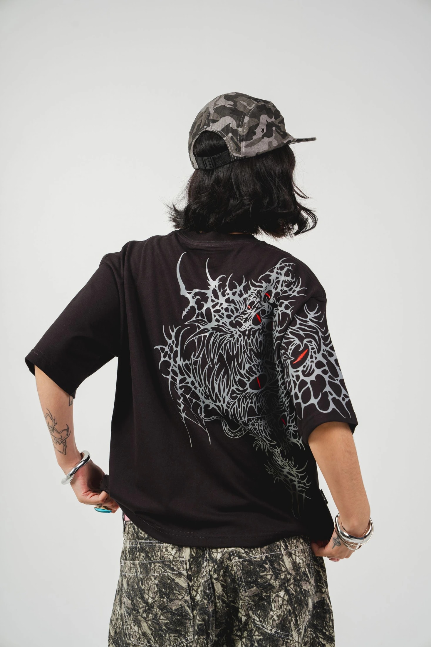 Camiseta crimson eyes - imagen 1