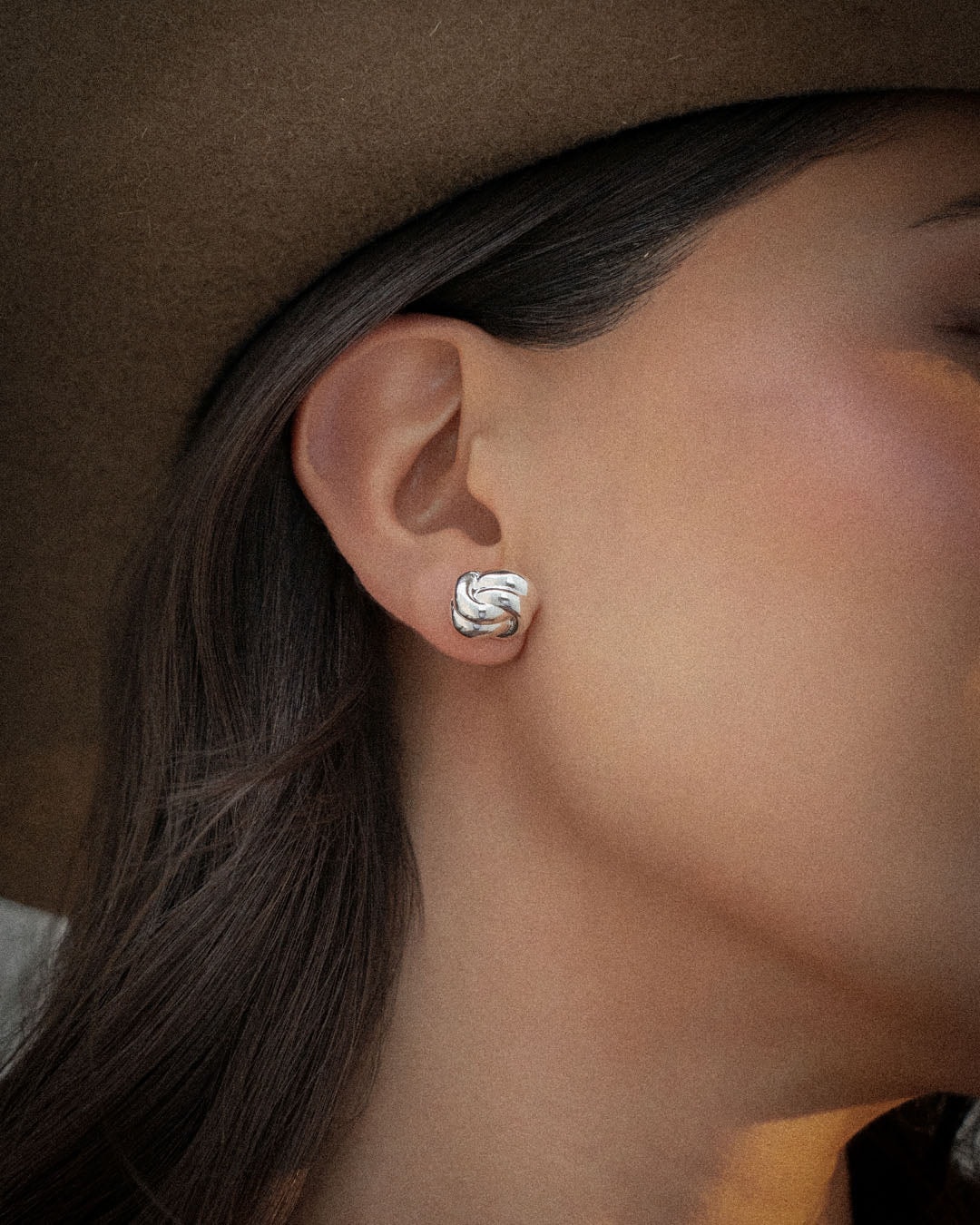 Arete Topo Nudo Plata - imagen 1